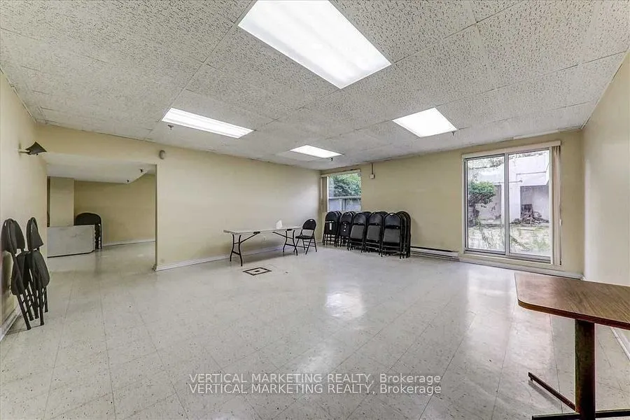 20 Gilder Drive E, #PH07