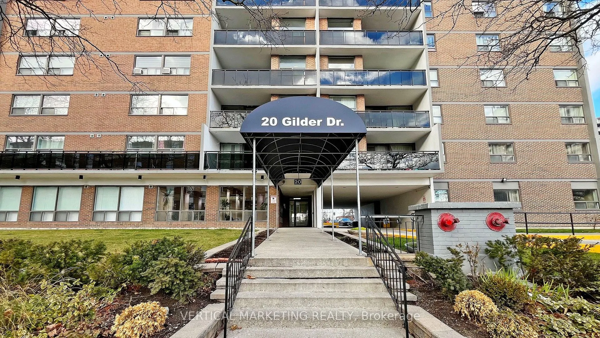 20 Gilder Drive E, #PH07