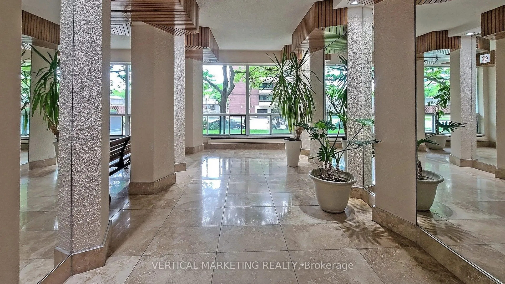 20 Gilder Drive E, #PH07