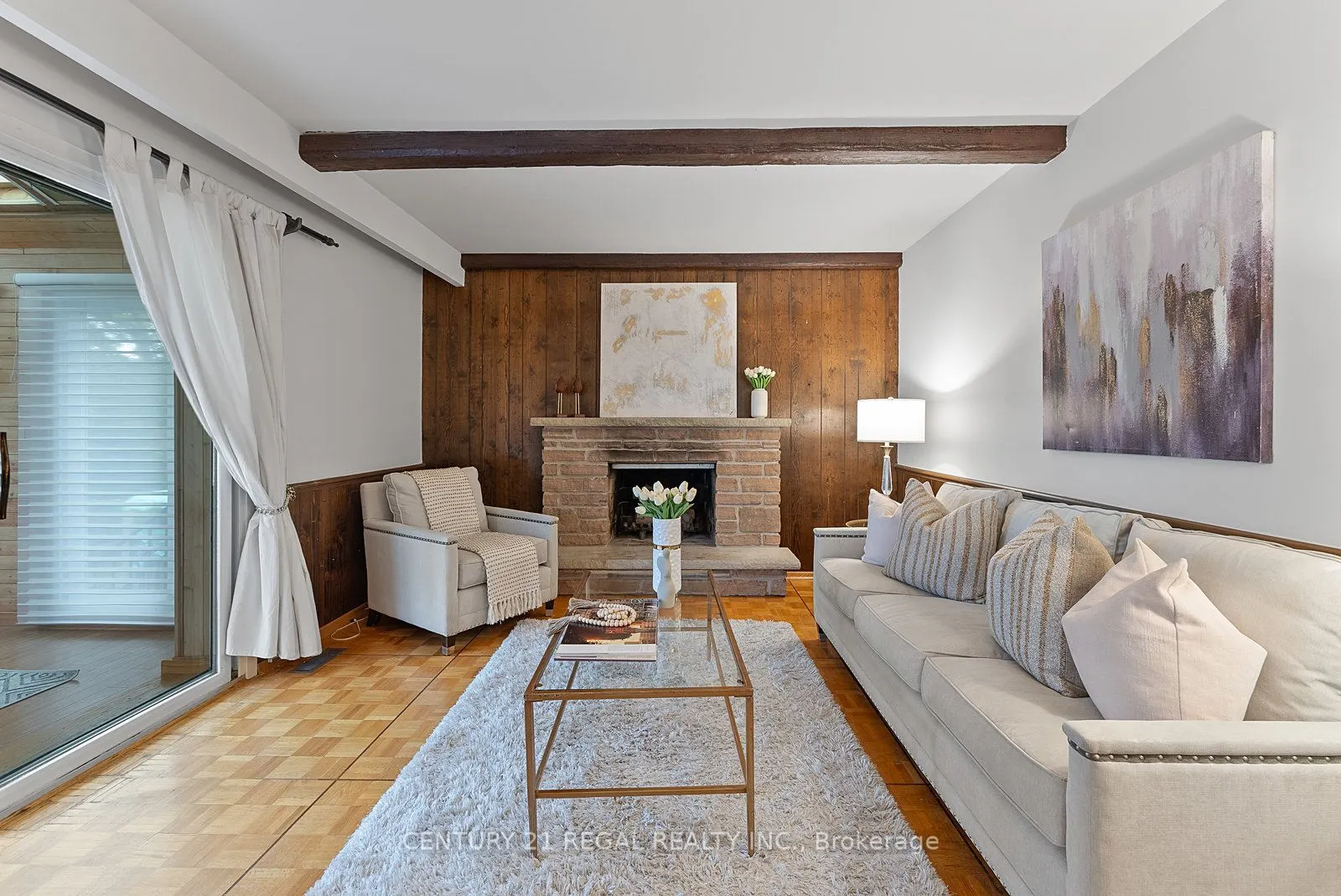 25 Briarscross Boulevard