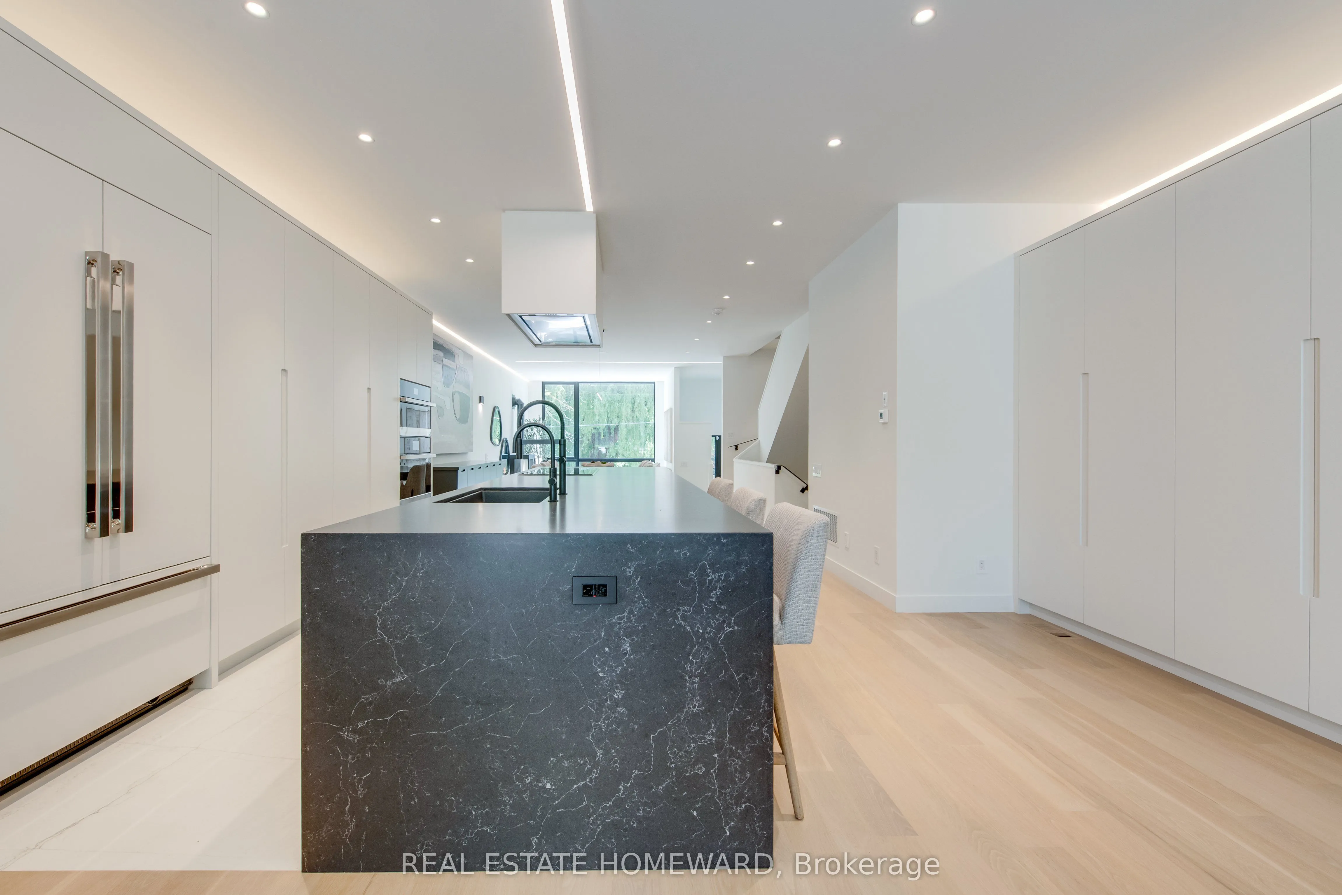 174 Kenilworth Avenue