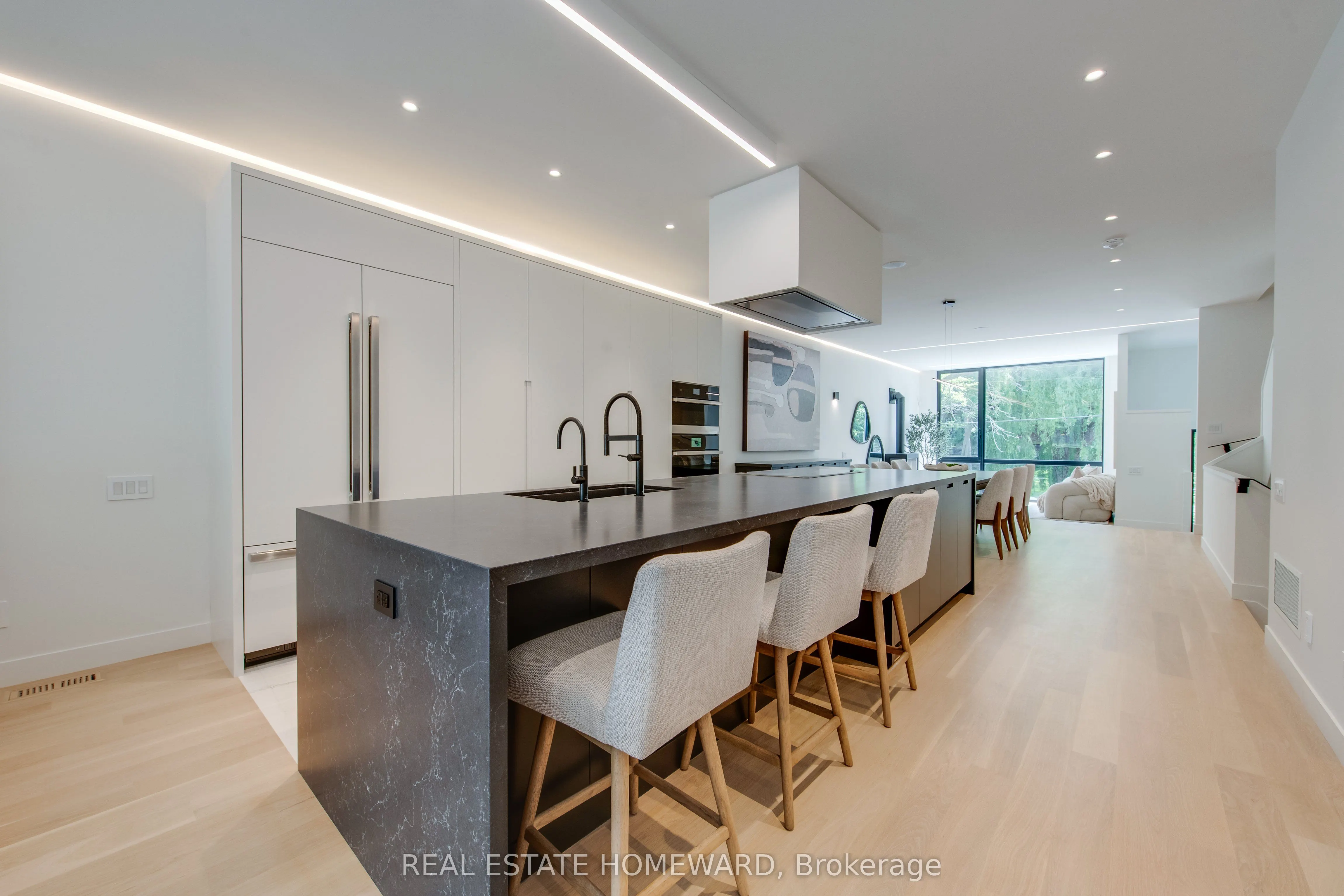 174 Kenilworth Avenue