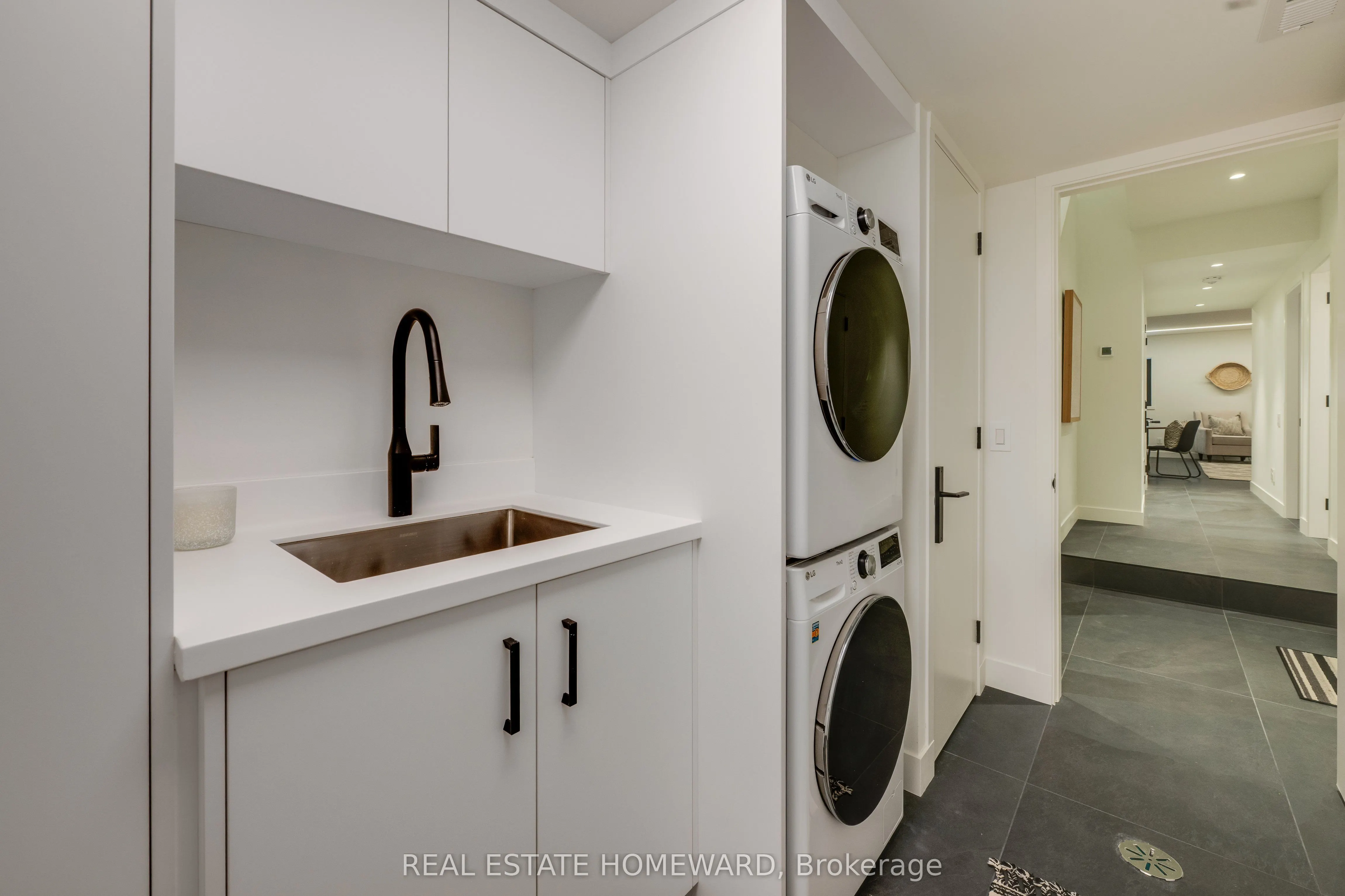 174 Kenilworth Avenue