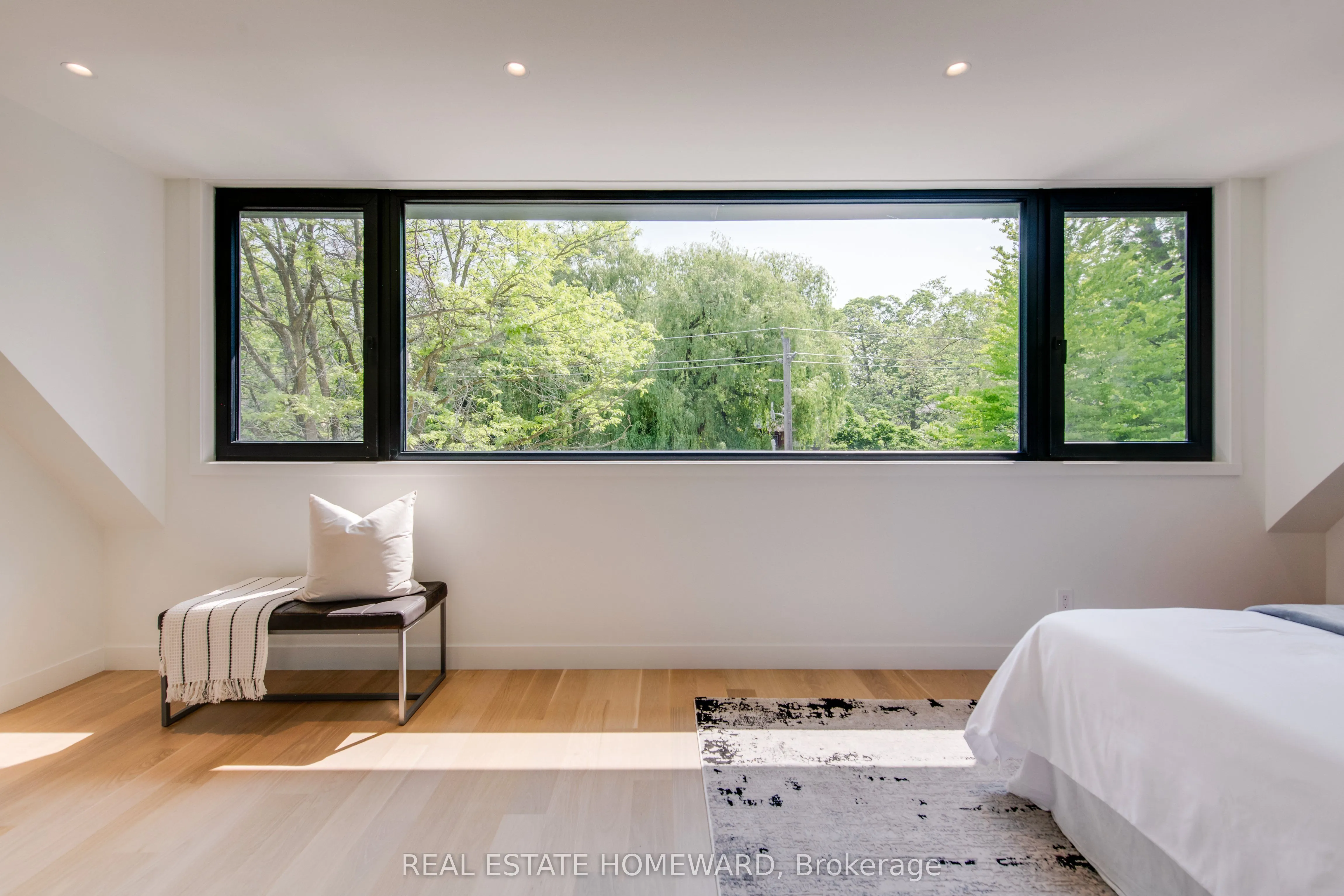 174 Kenilworth Avenue