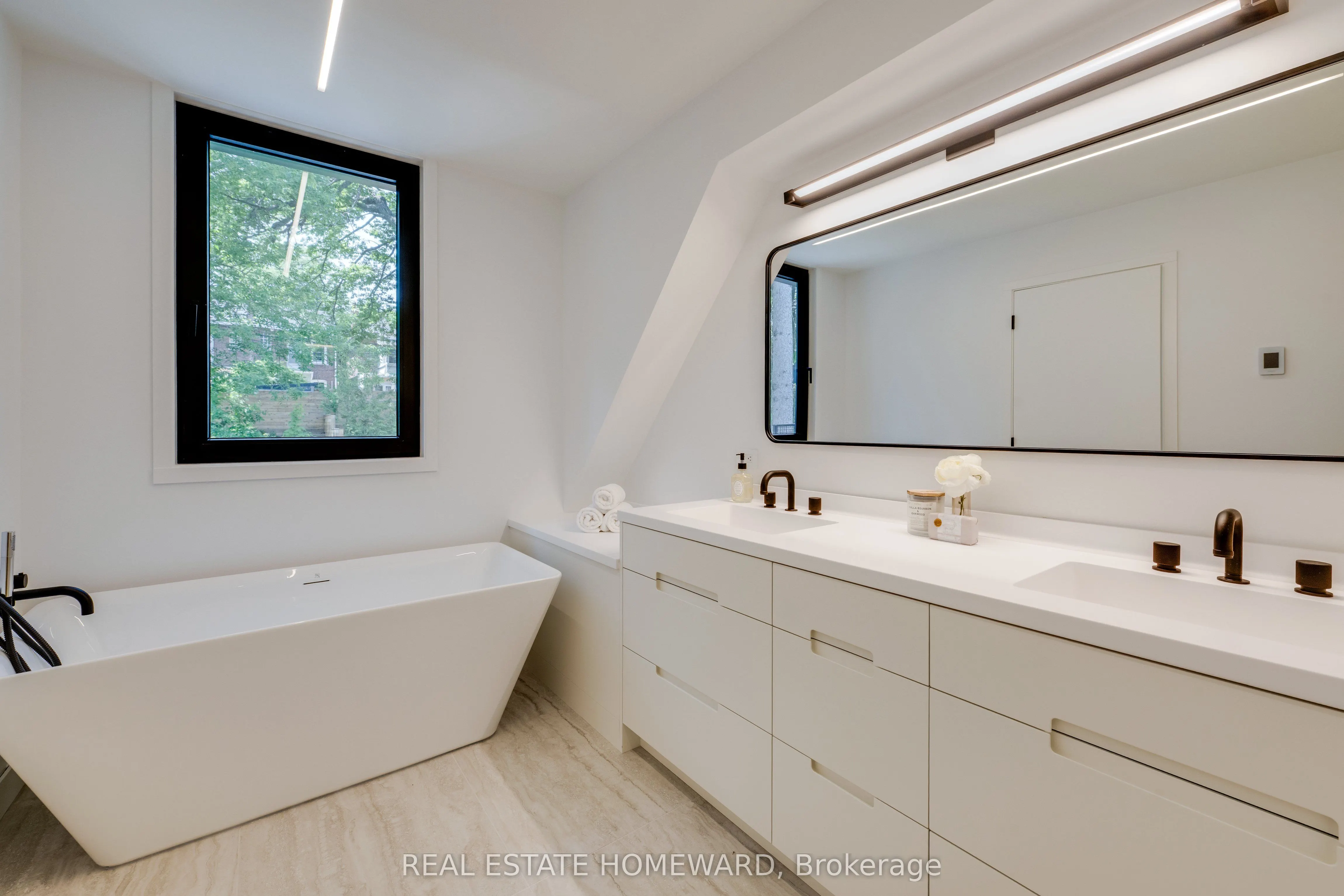 174 Kenilworth Avenue