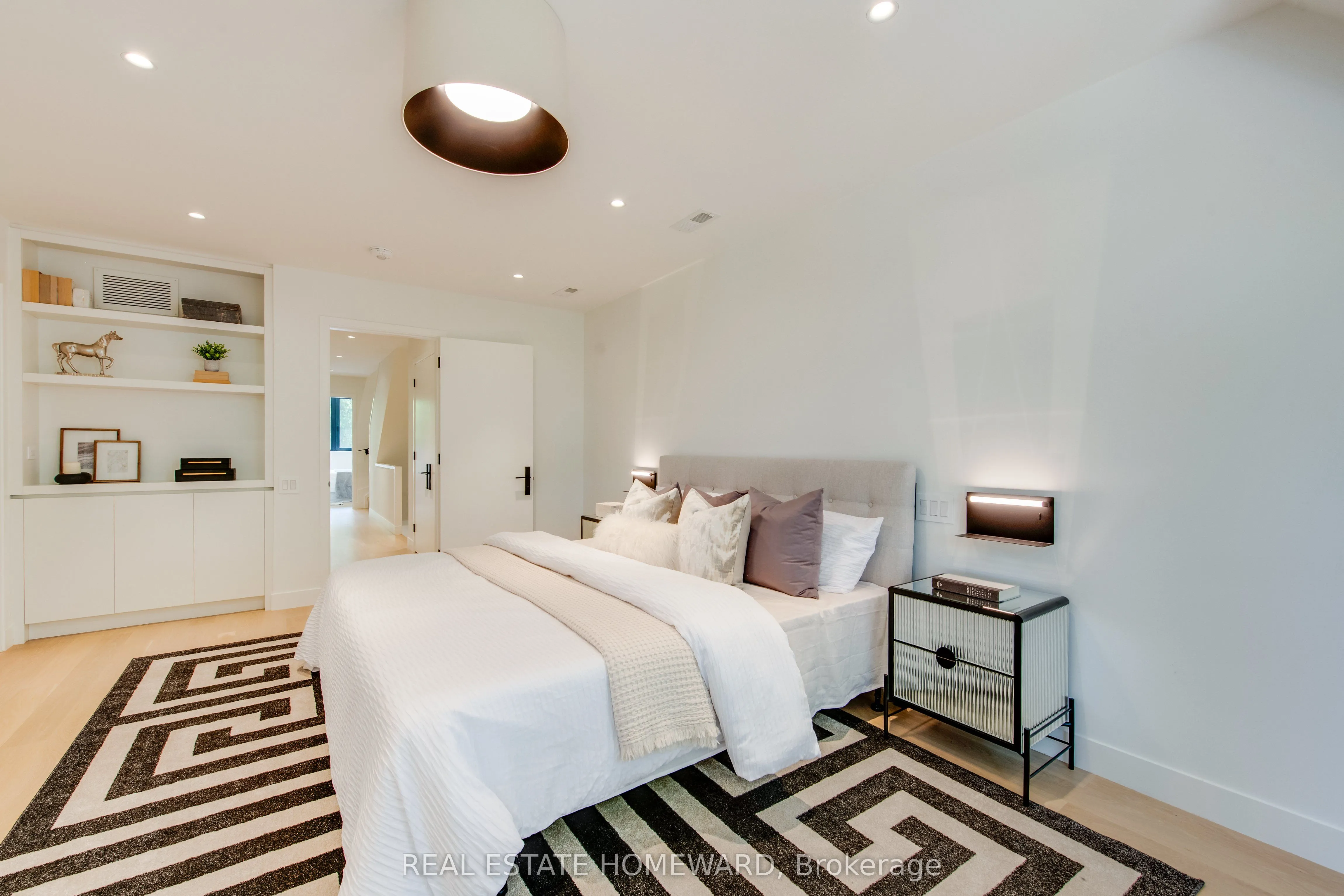 174 Kenilworth Avenue