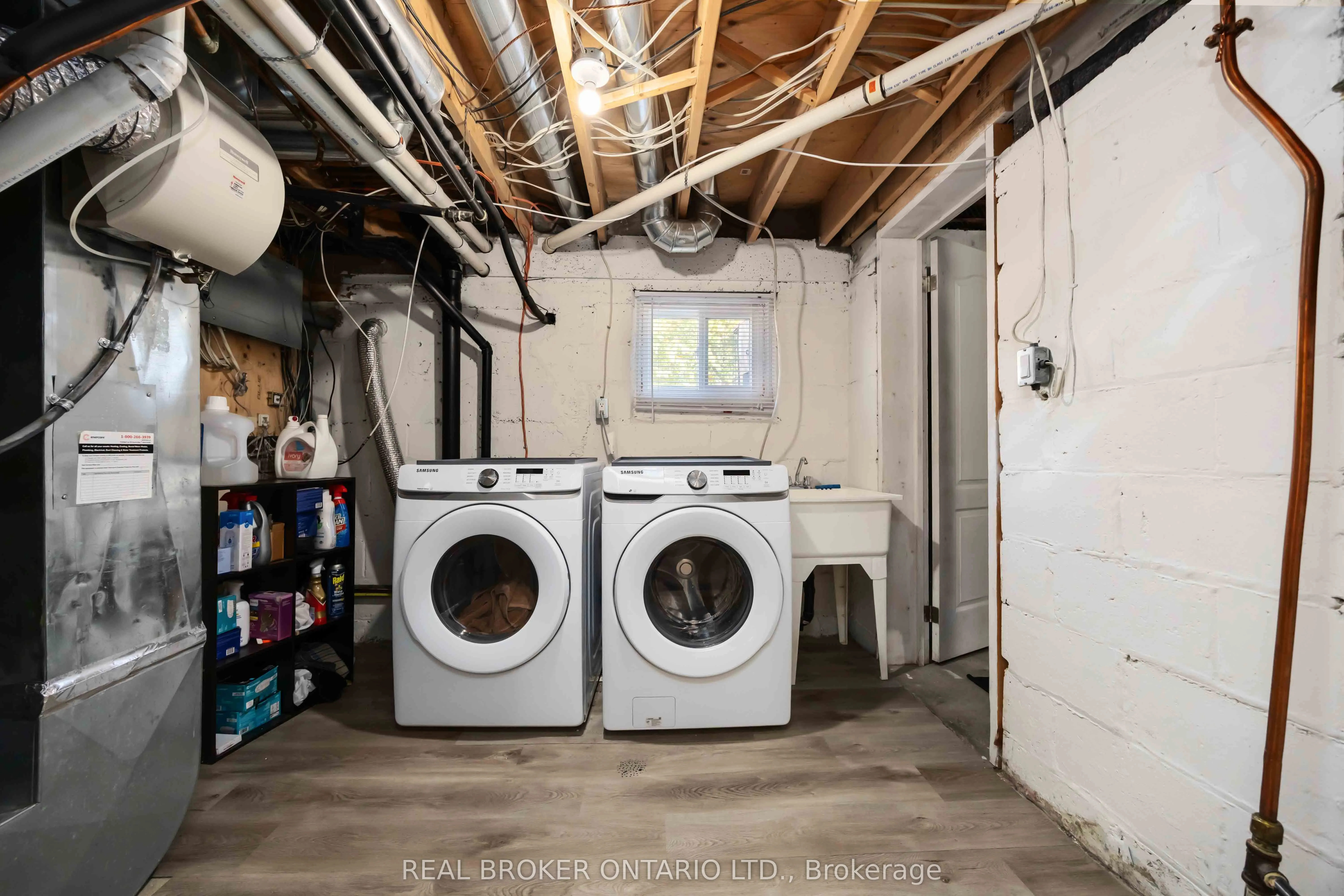 122 Cedarcrest Boulevard