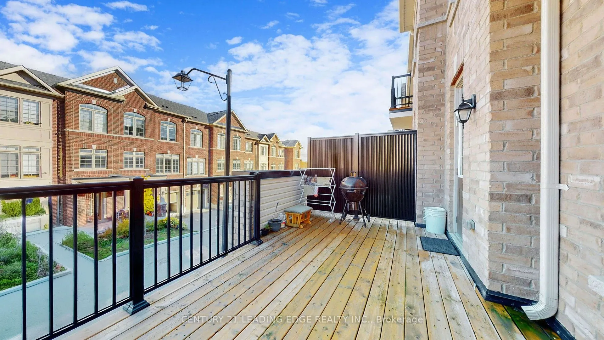 3 Royal Collection Way