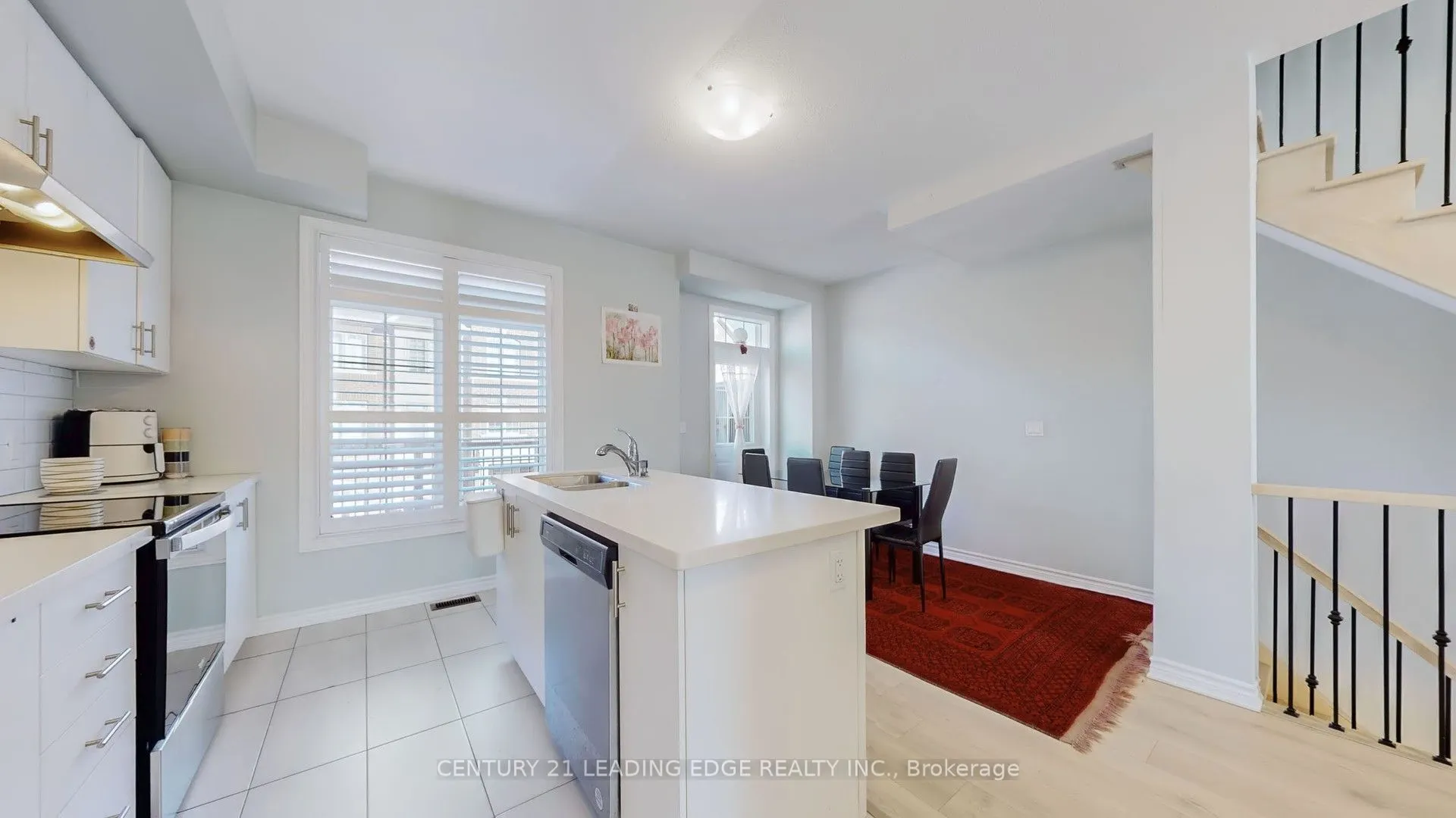 3 Royal Collection Way