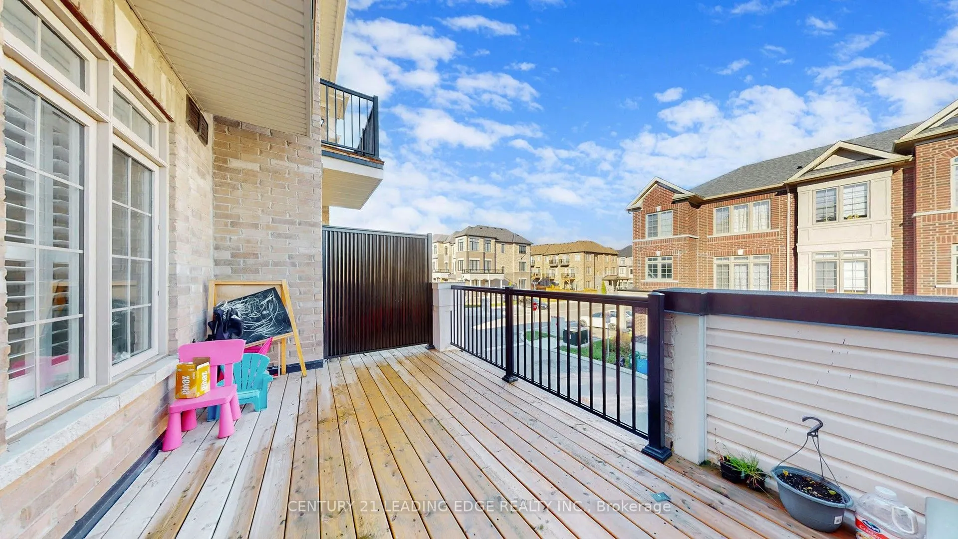 3 Royal Collection Way