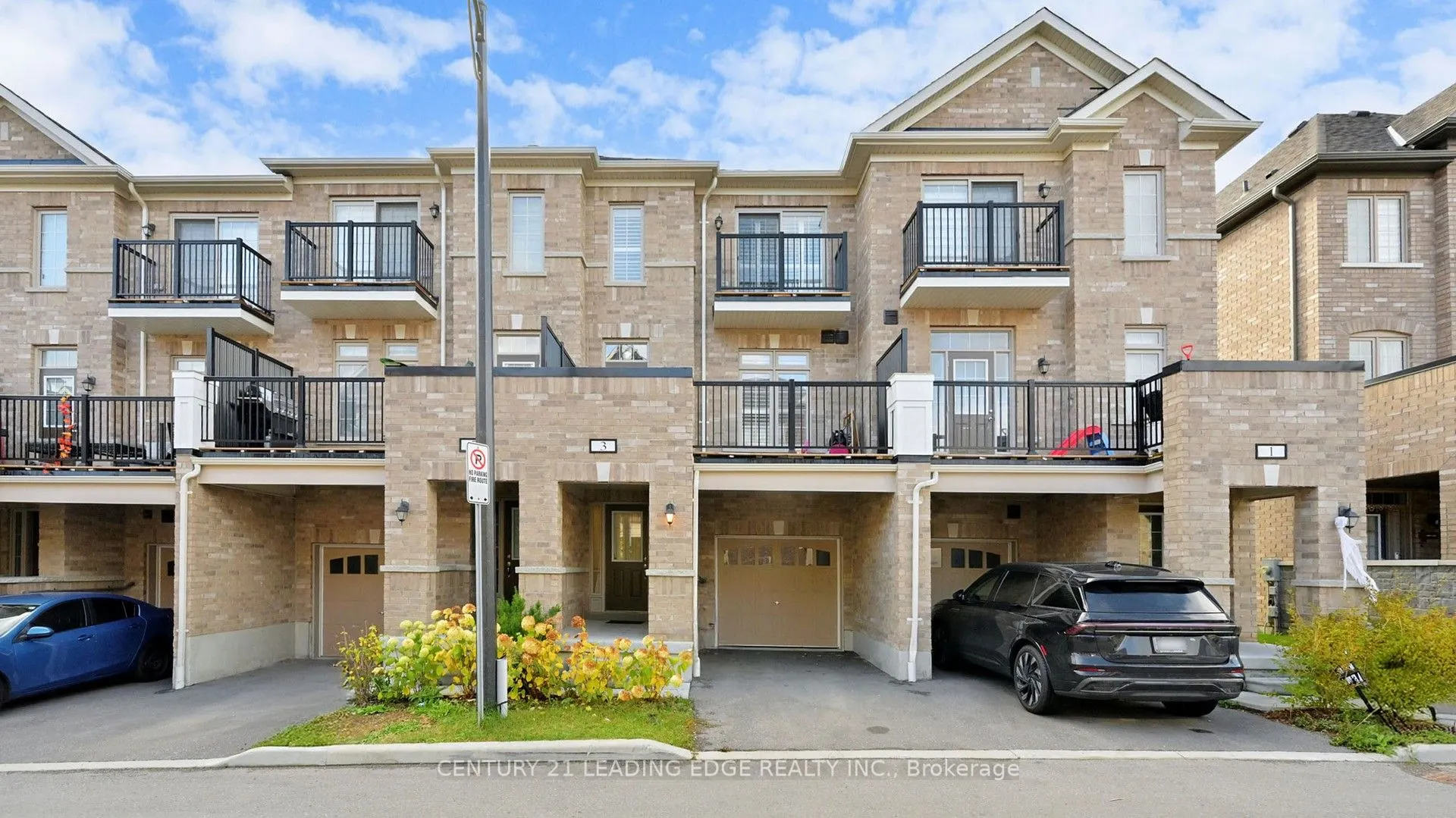 3 Royal Collection Way