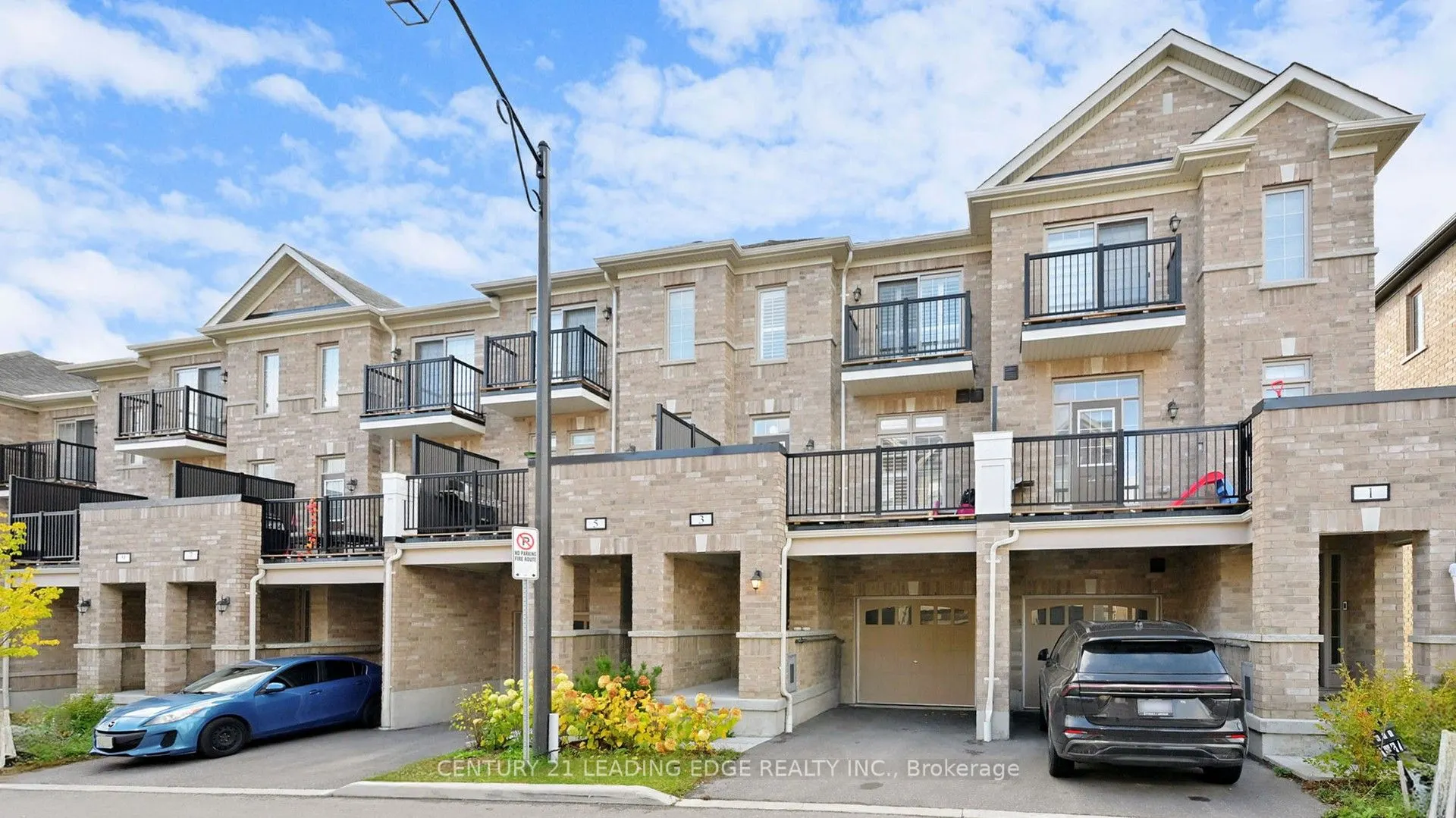 3 Royal Collection Way