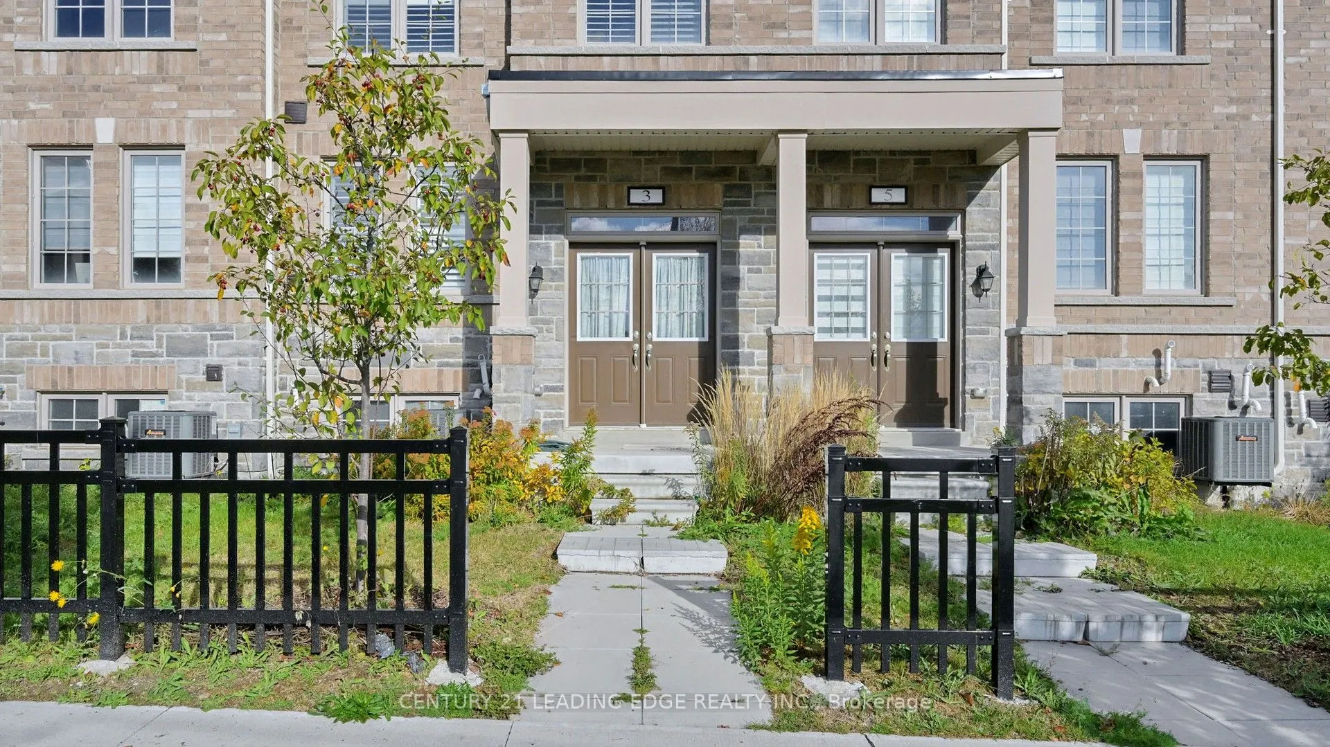 3 Royal Collection Way