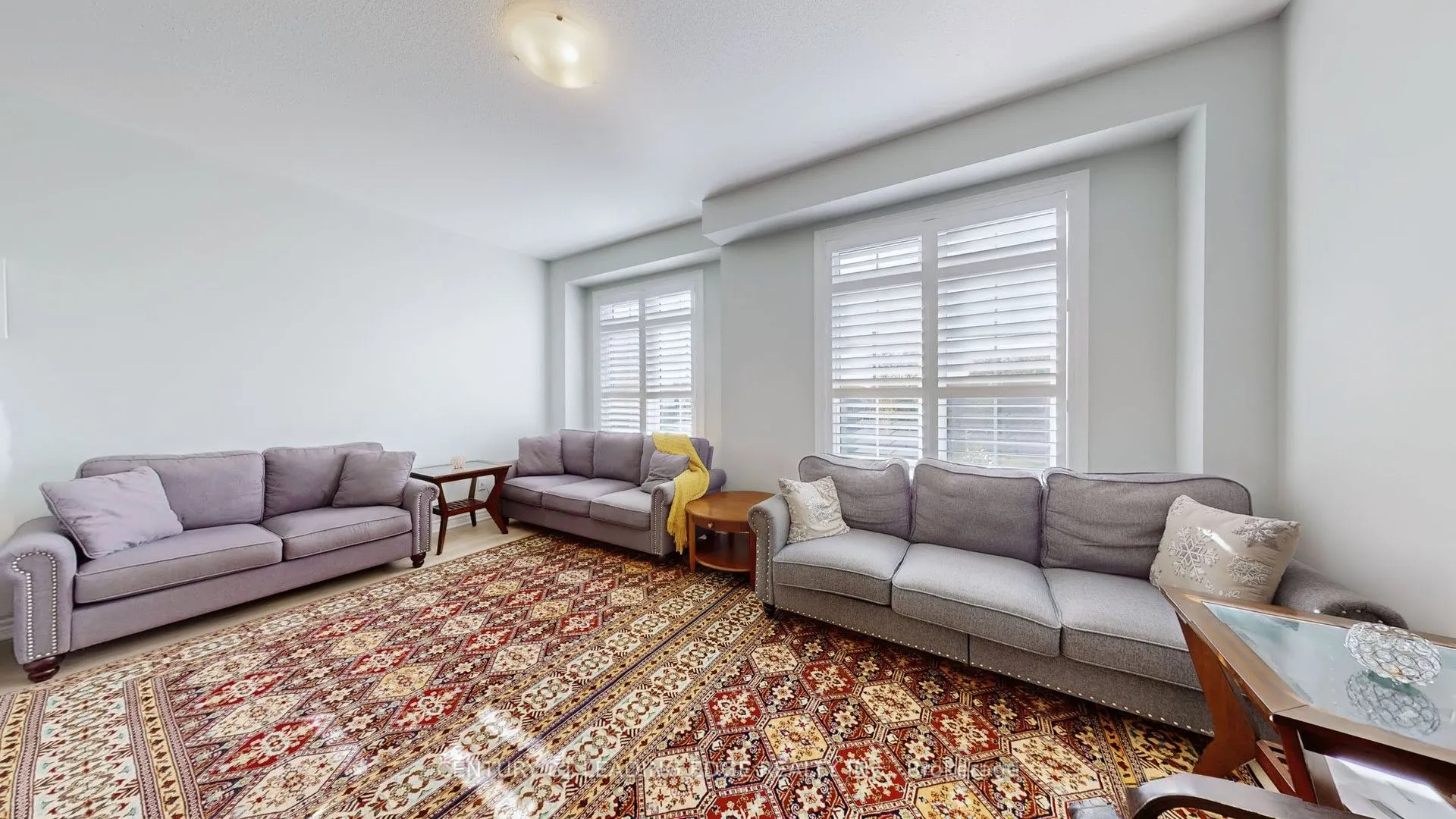 3 Royal Collection Way