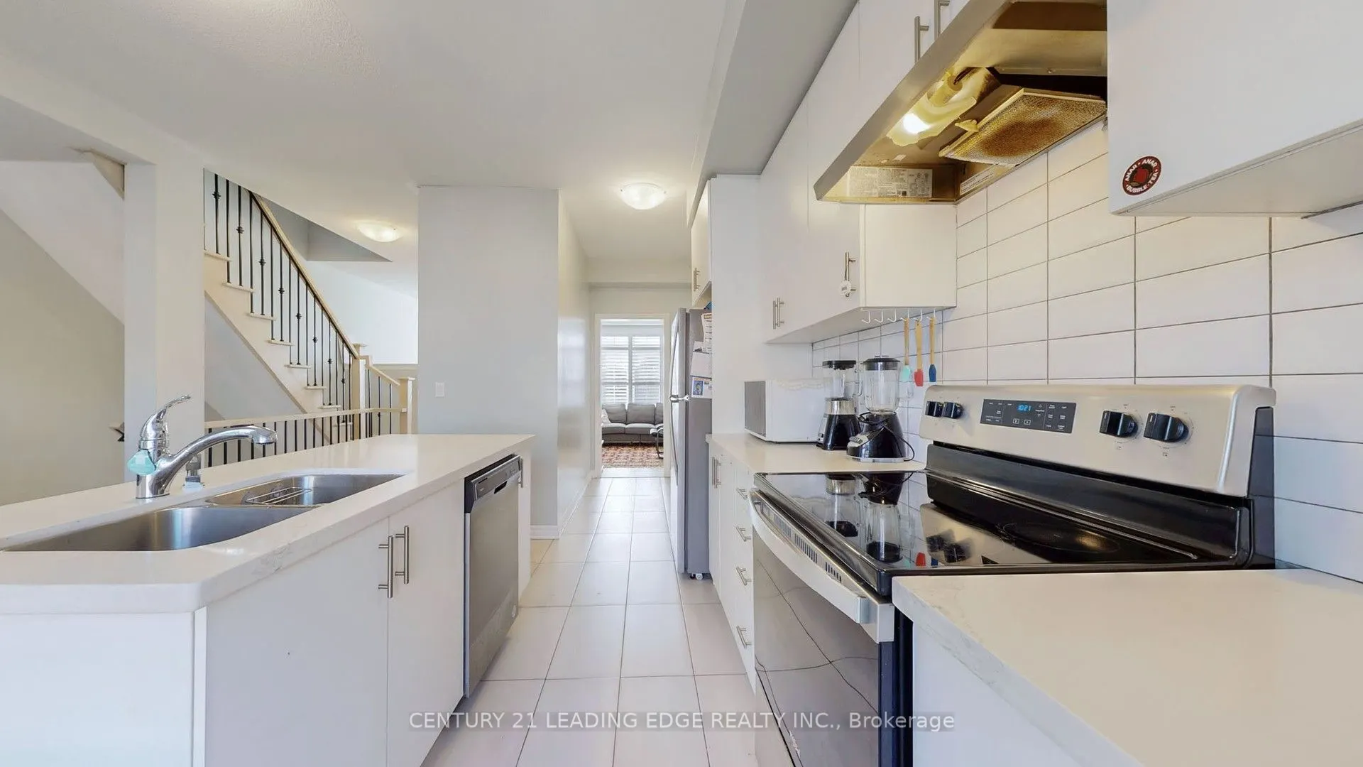 3 Royal Collection Way