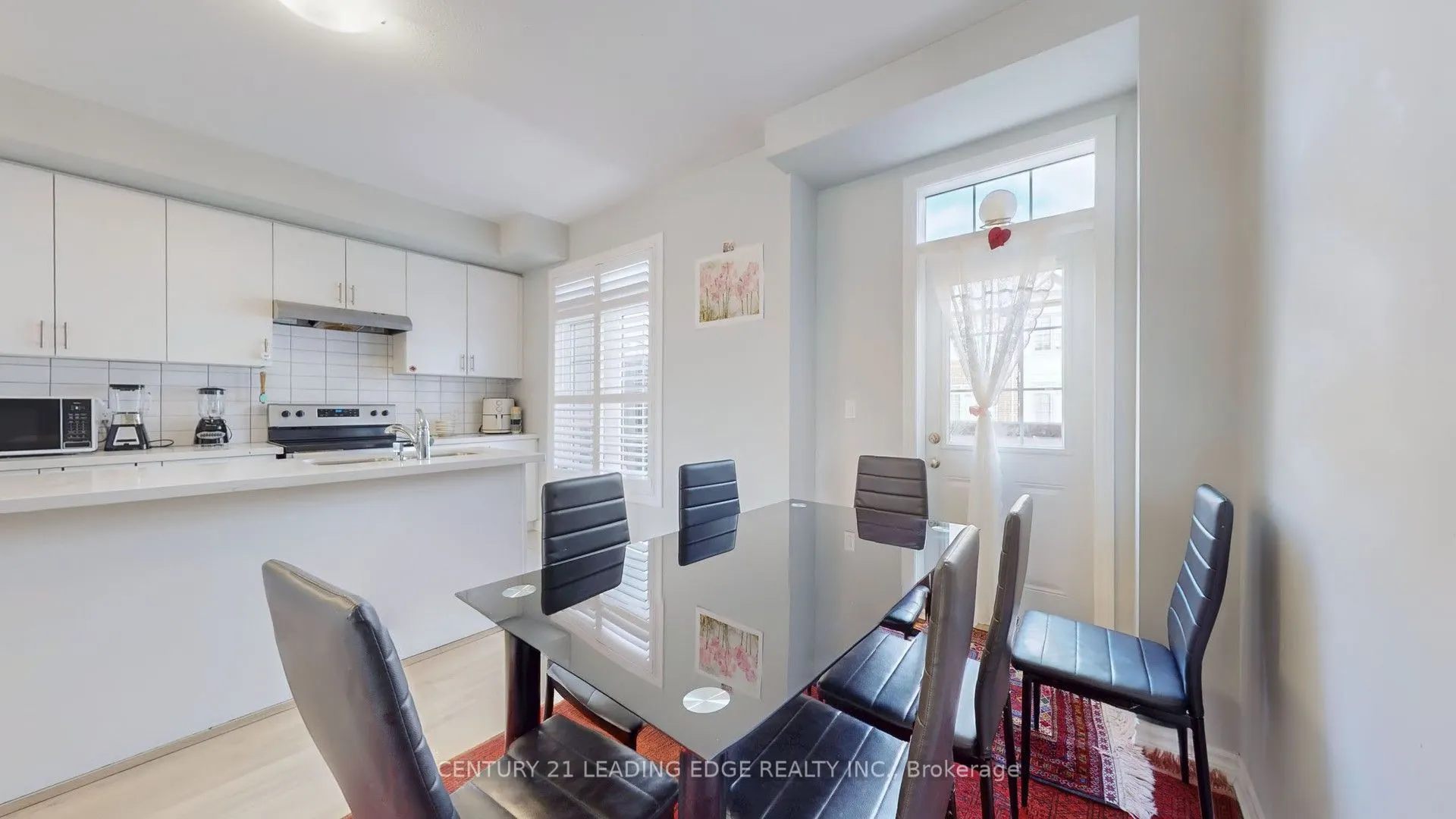 3 Royal Collection Way