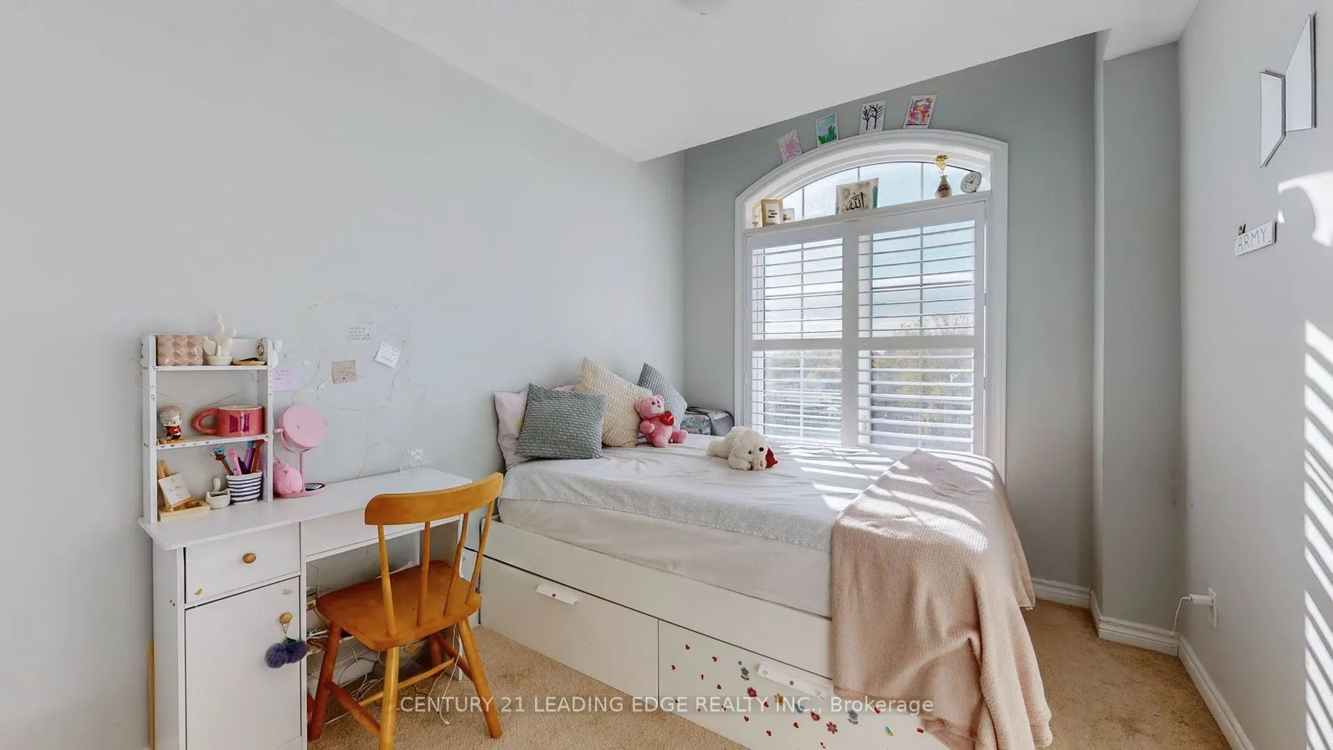 3 Royal Collection Way