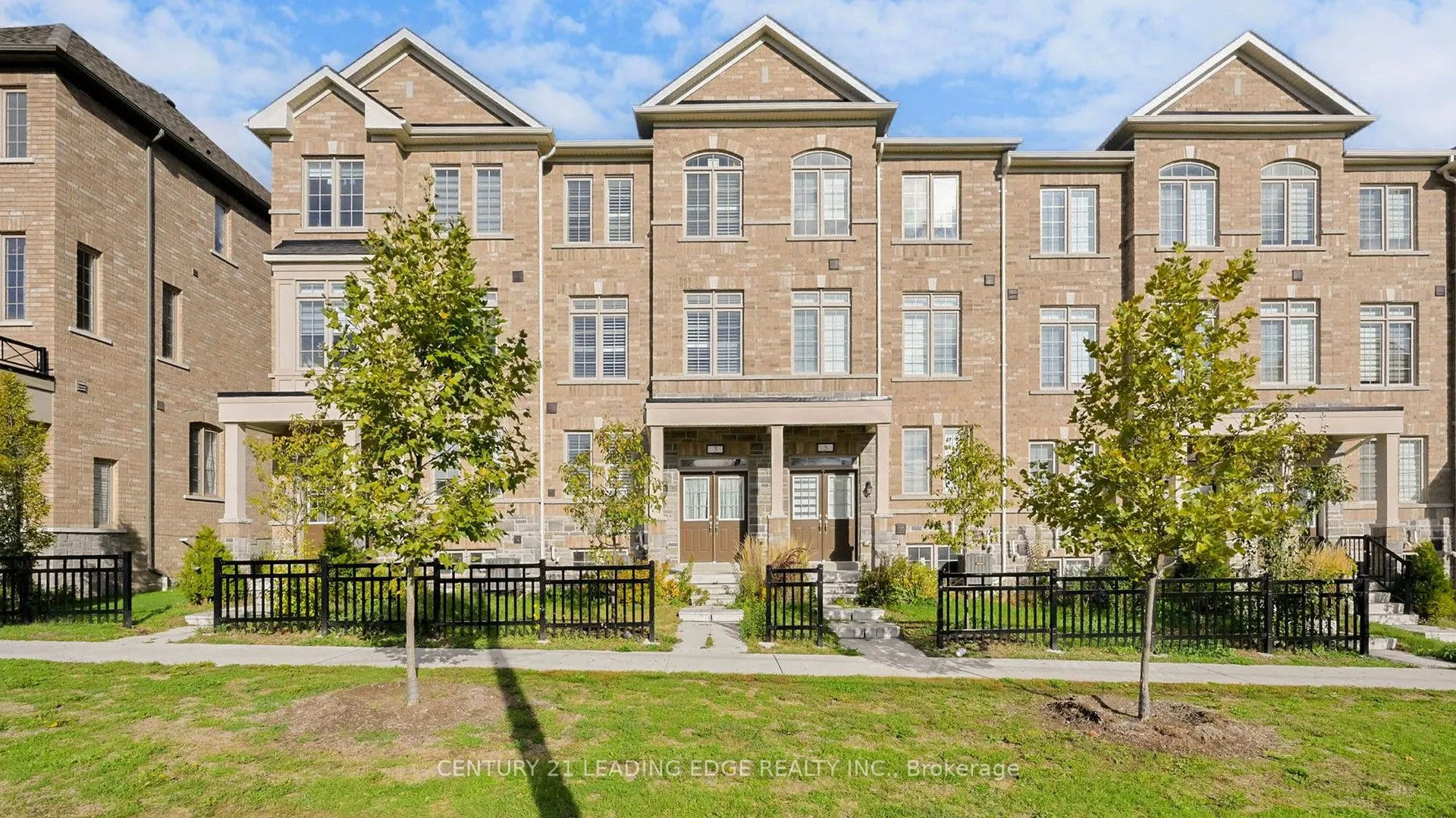 3 Royal Collection Way