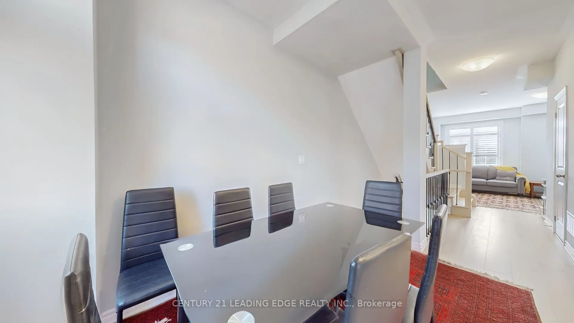 3 Royal Collection Way