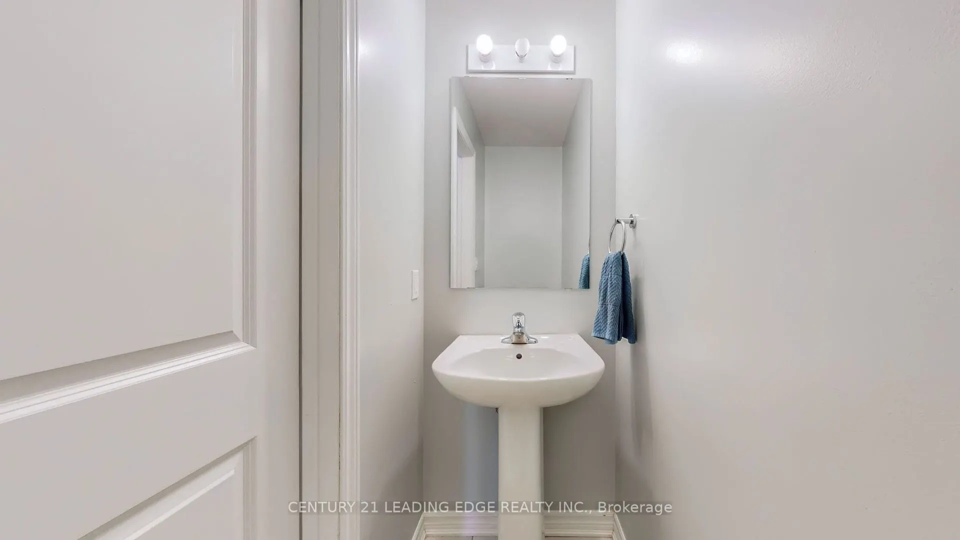 3 Royal Collection Way