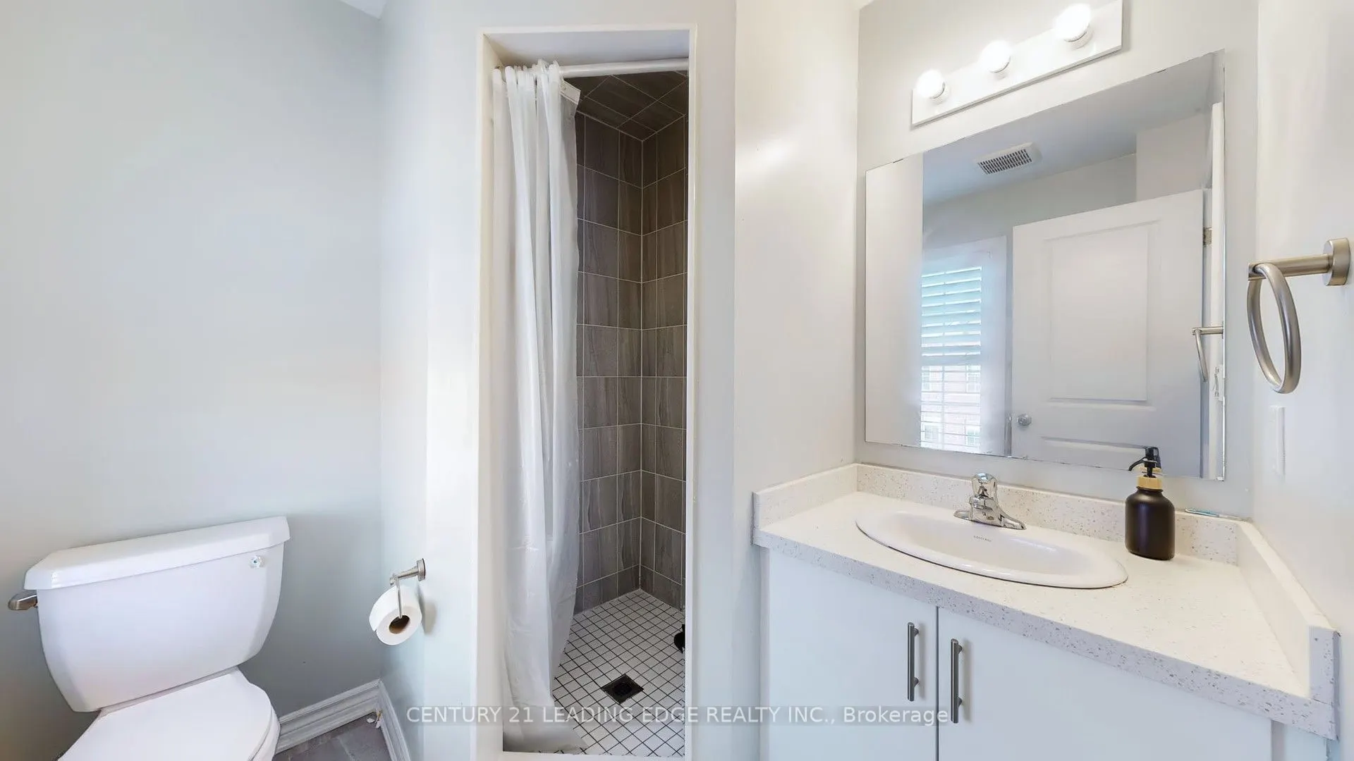 3 Royal Collection Way