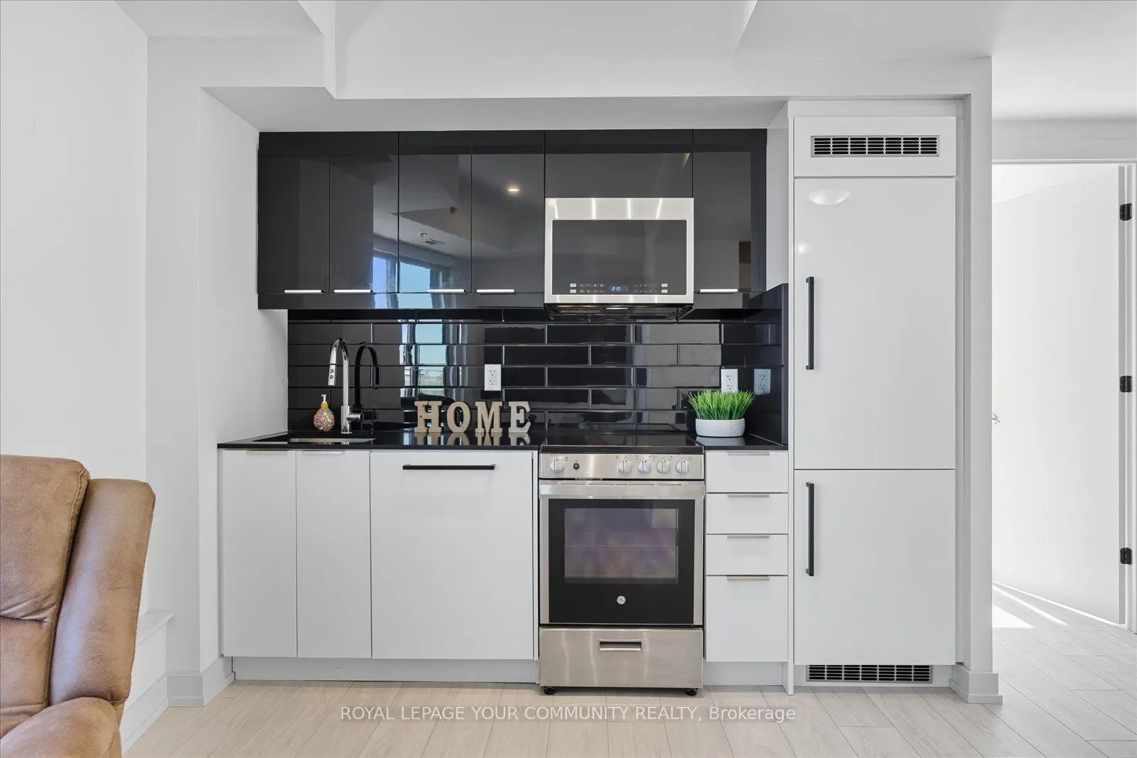 90 Glen Everest Road, #1008