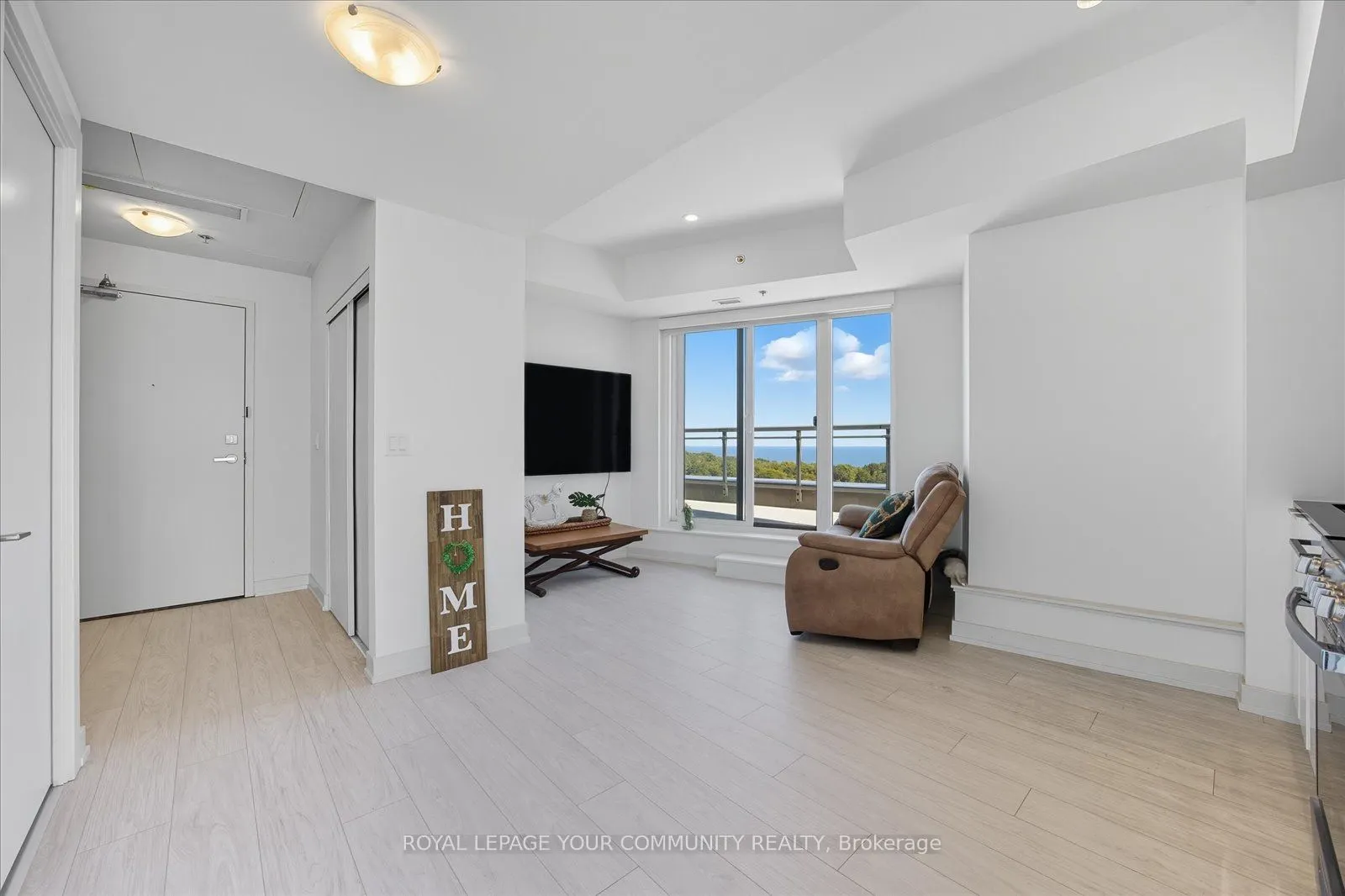 90 Glen Everest Road, #1008