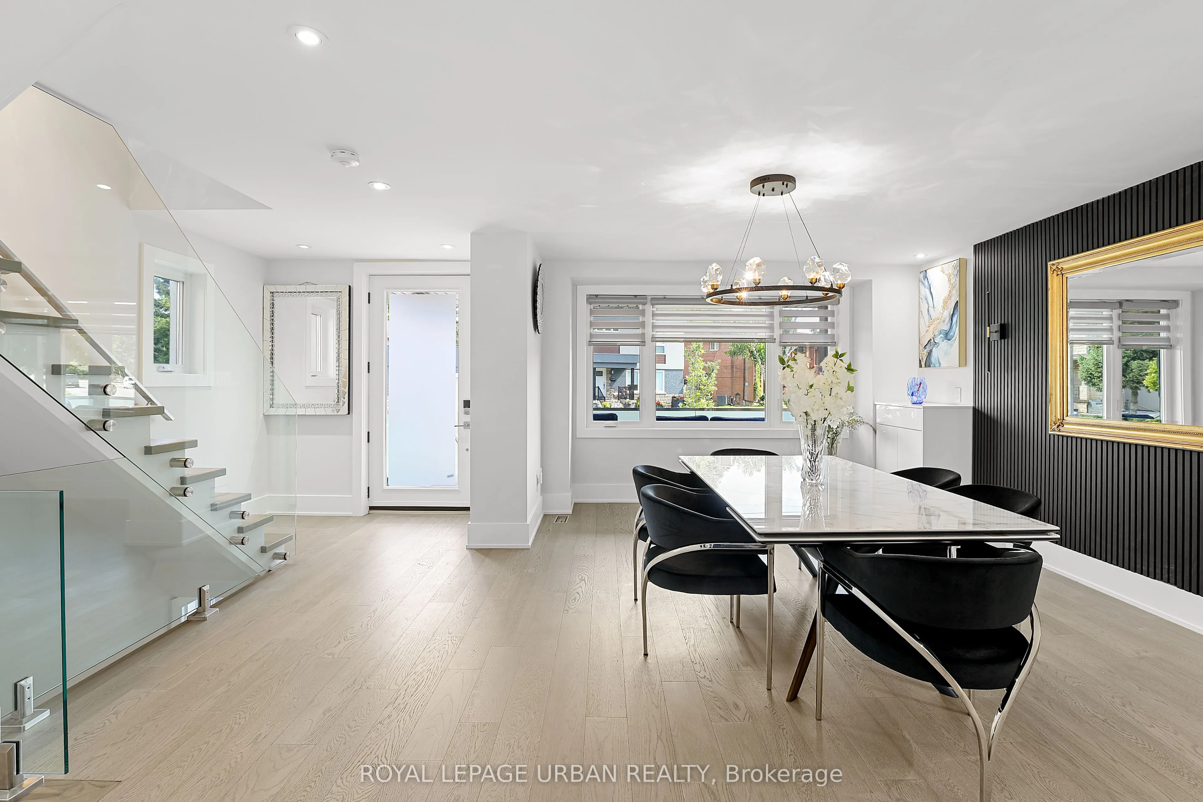 182 Parkview Hill Crescent