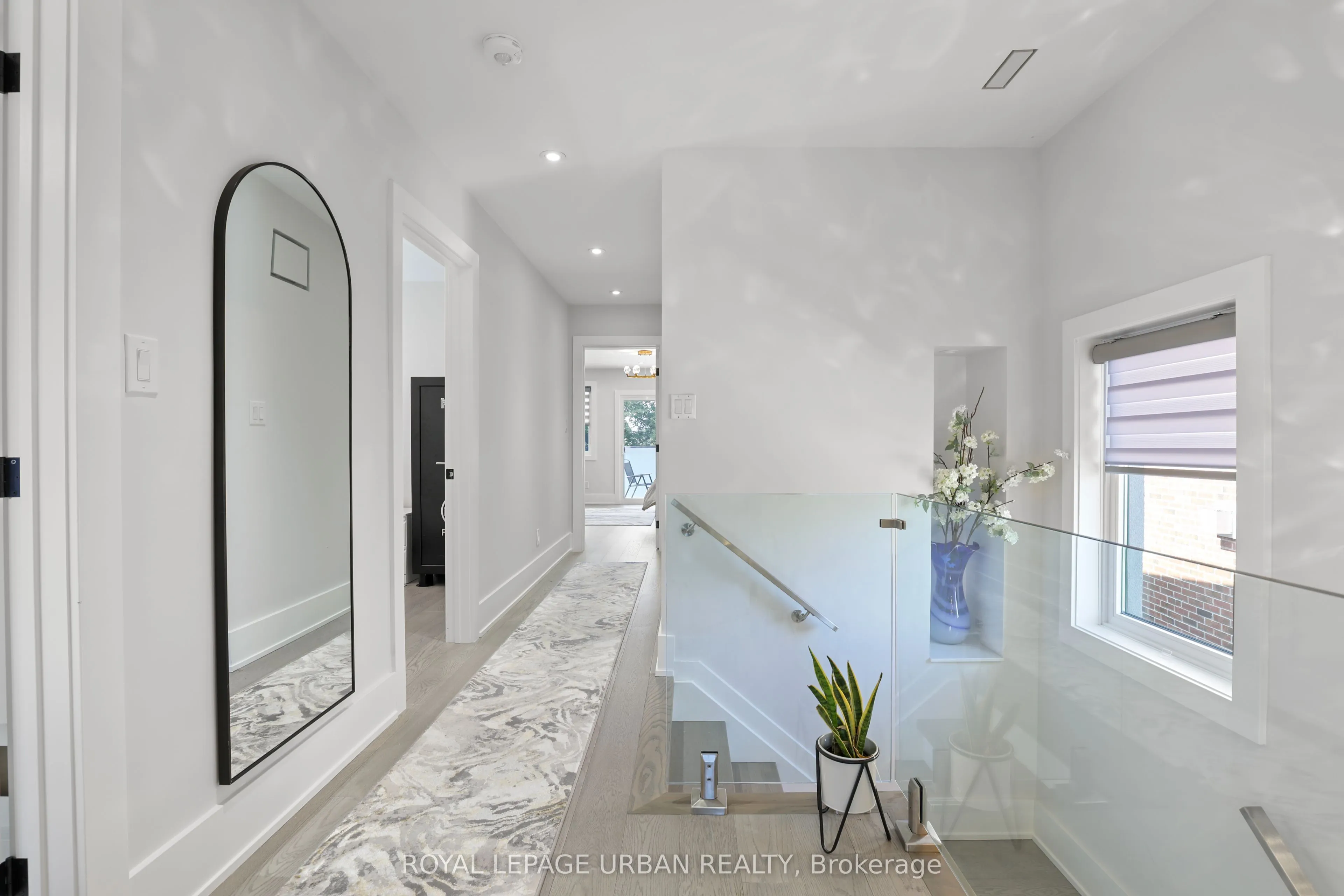 182 Parkview Hill Crescent