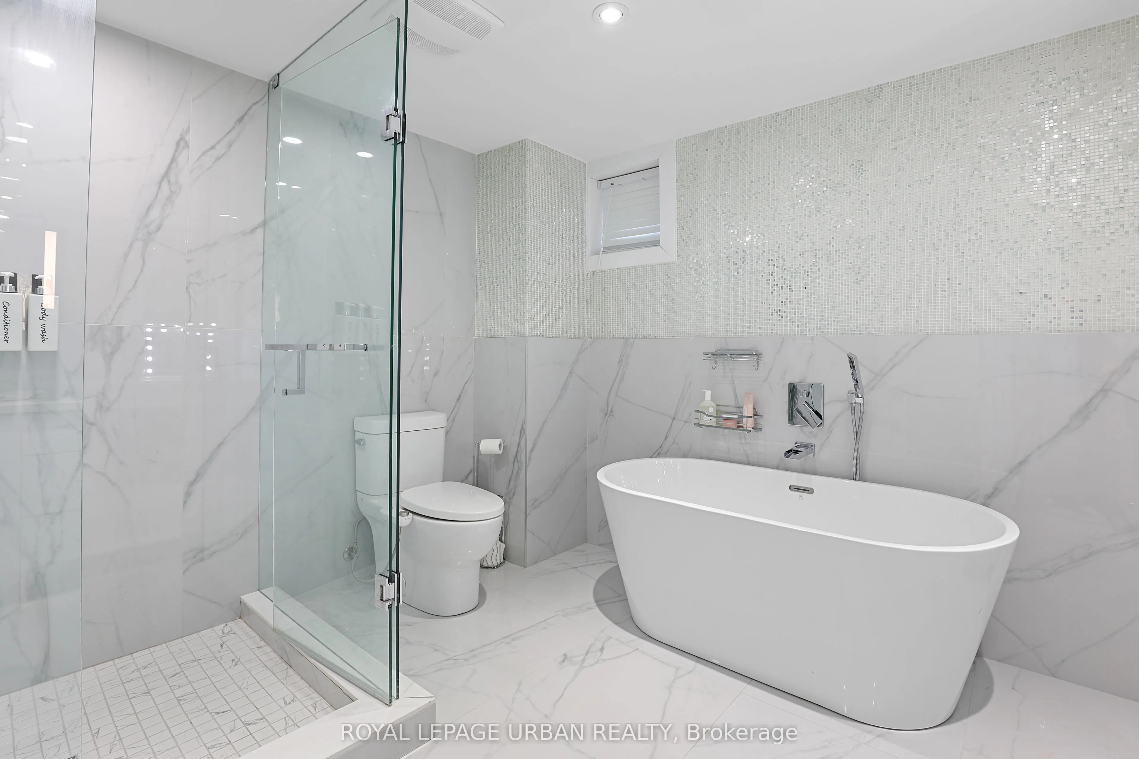 182 Parkview Hill Crescent