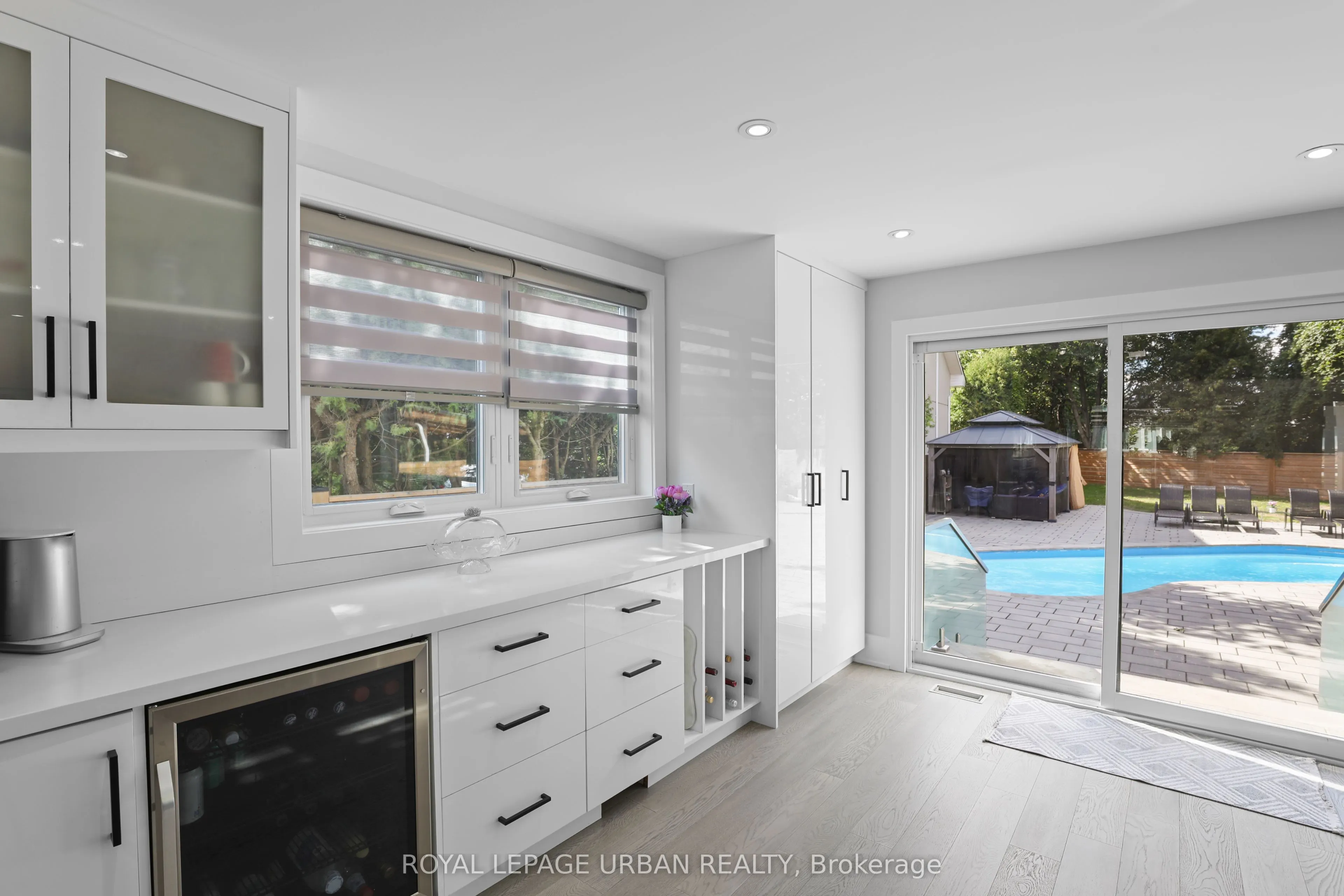 182 Parkview Hill Crescent