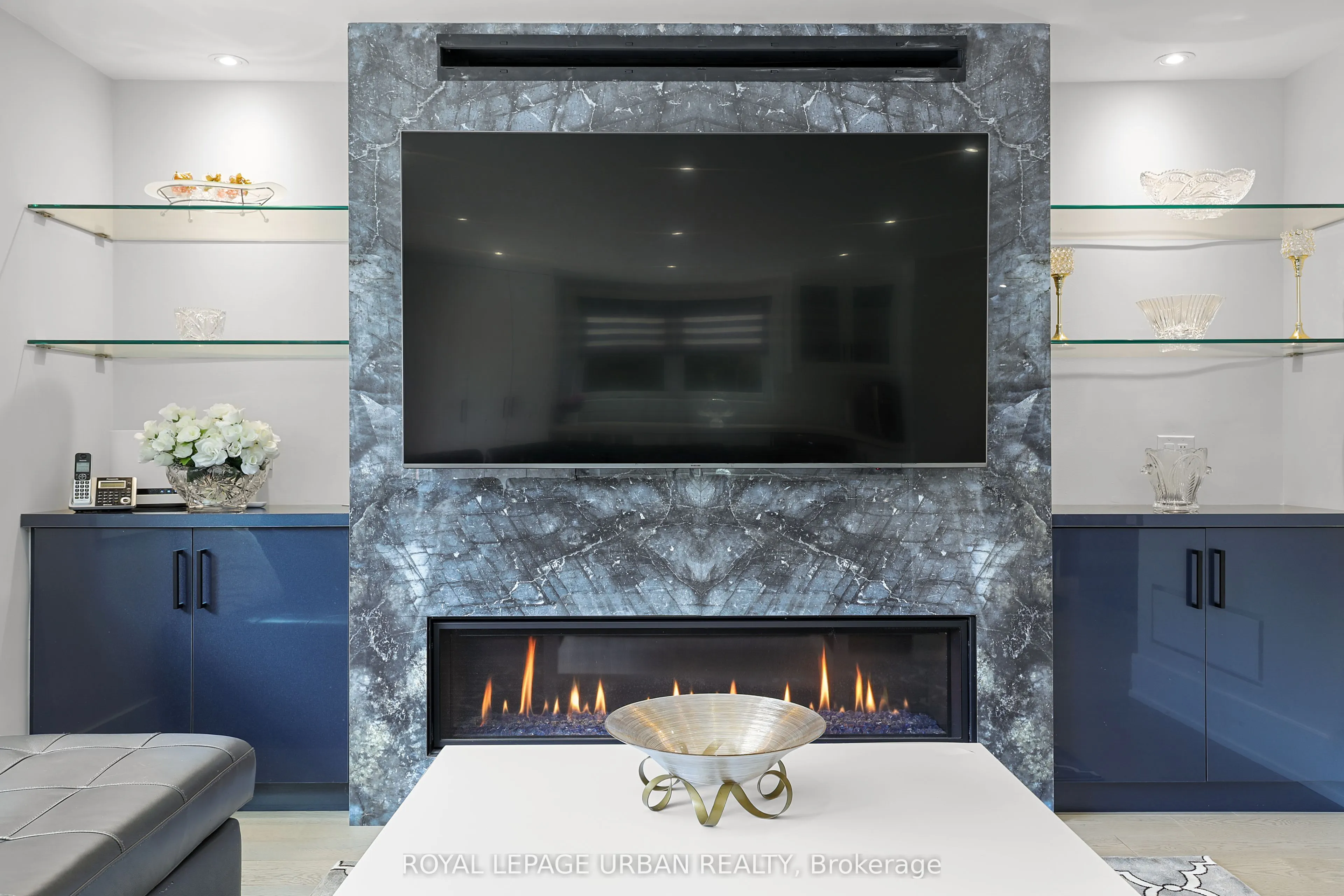 182 Parkview Hill Crescent