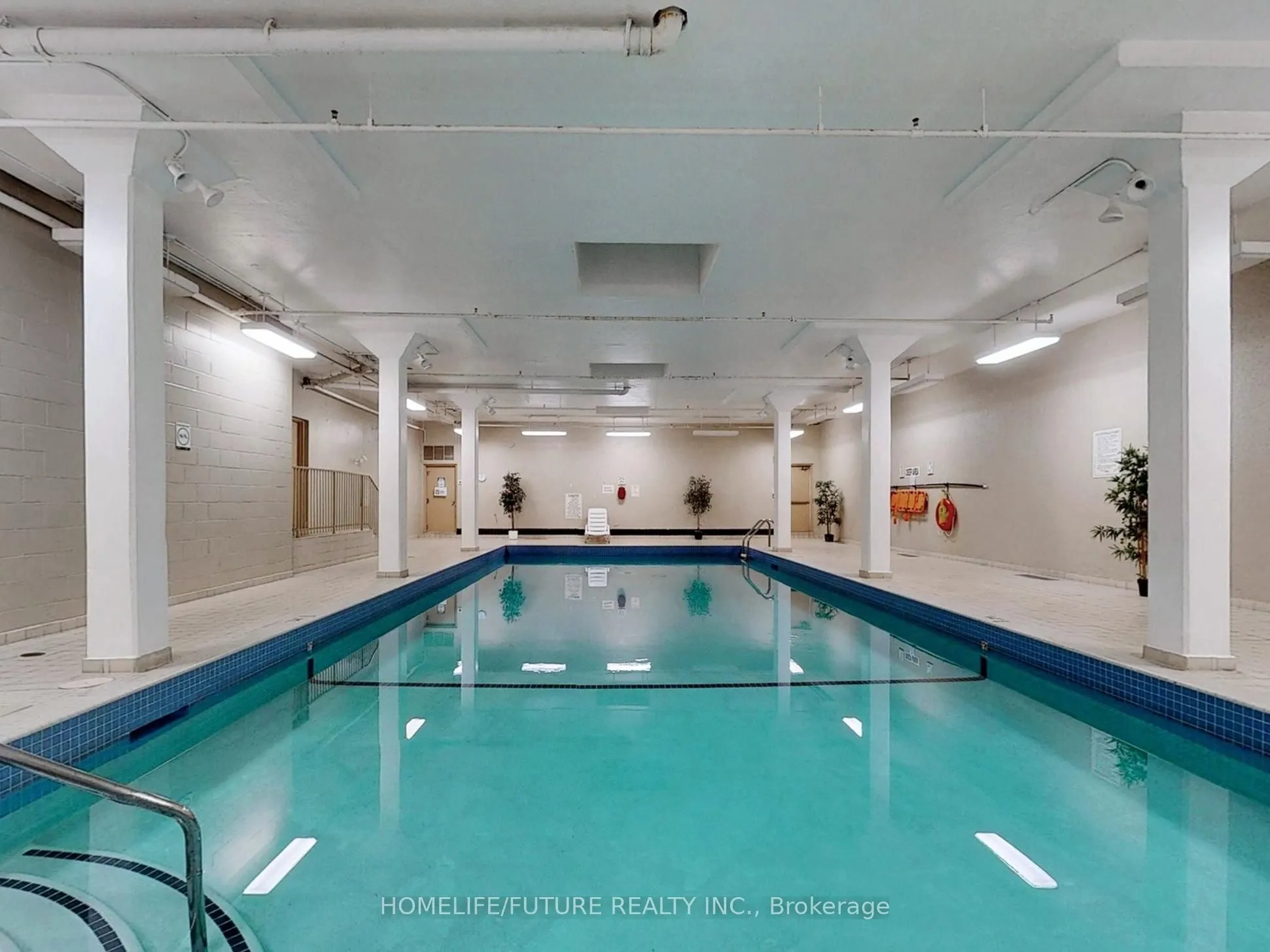 301 Prudential Drive, #1212