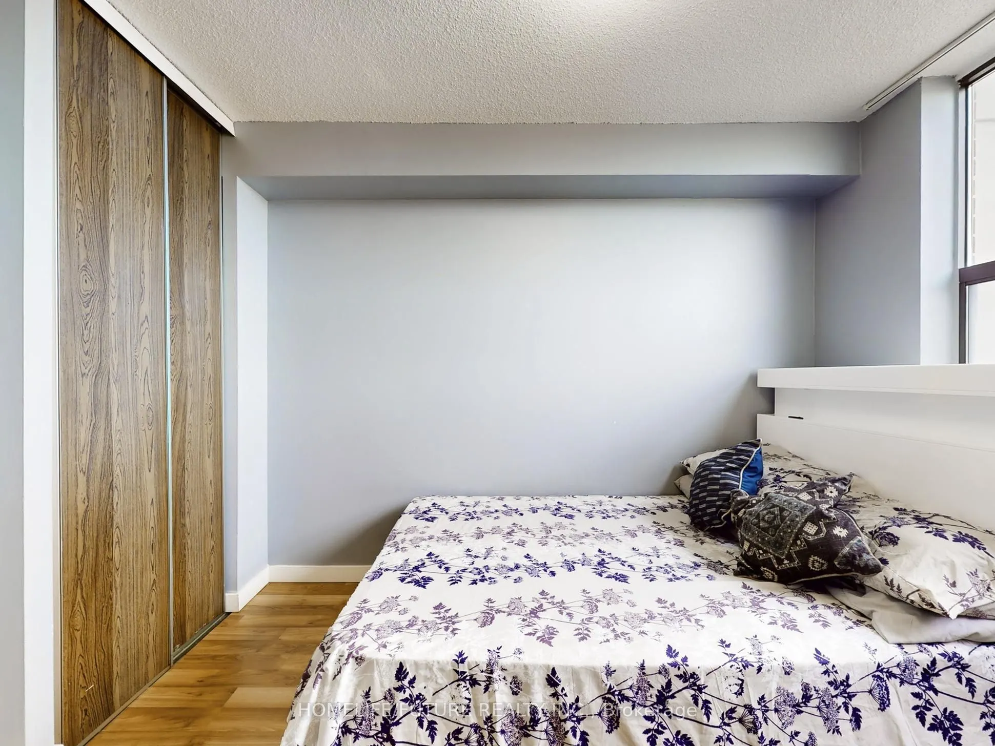 301 Prudential Drive, #1212