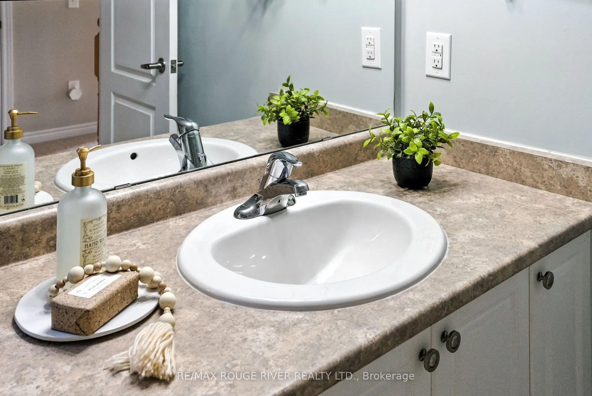 47 James Govan Drive