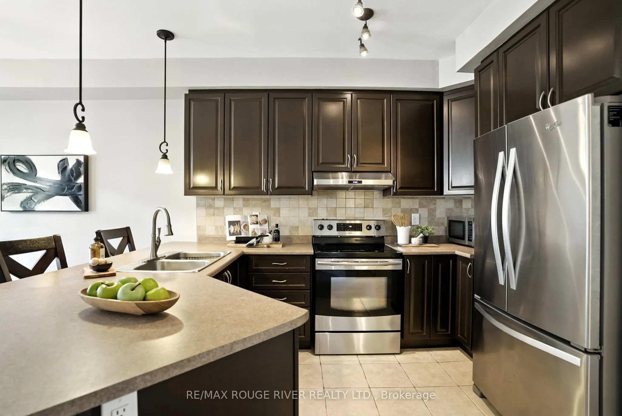 47 James Govan Drive