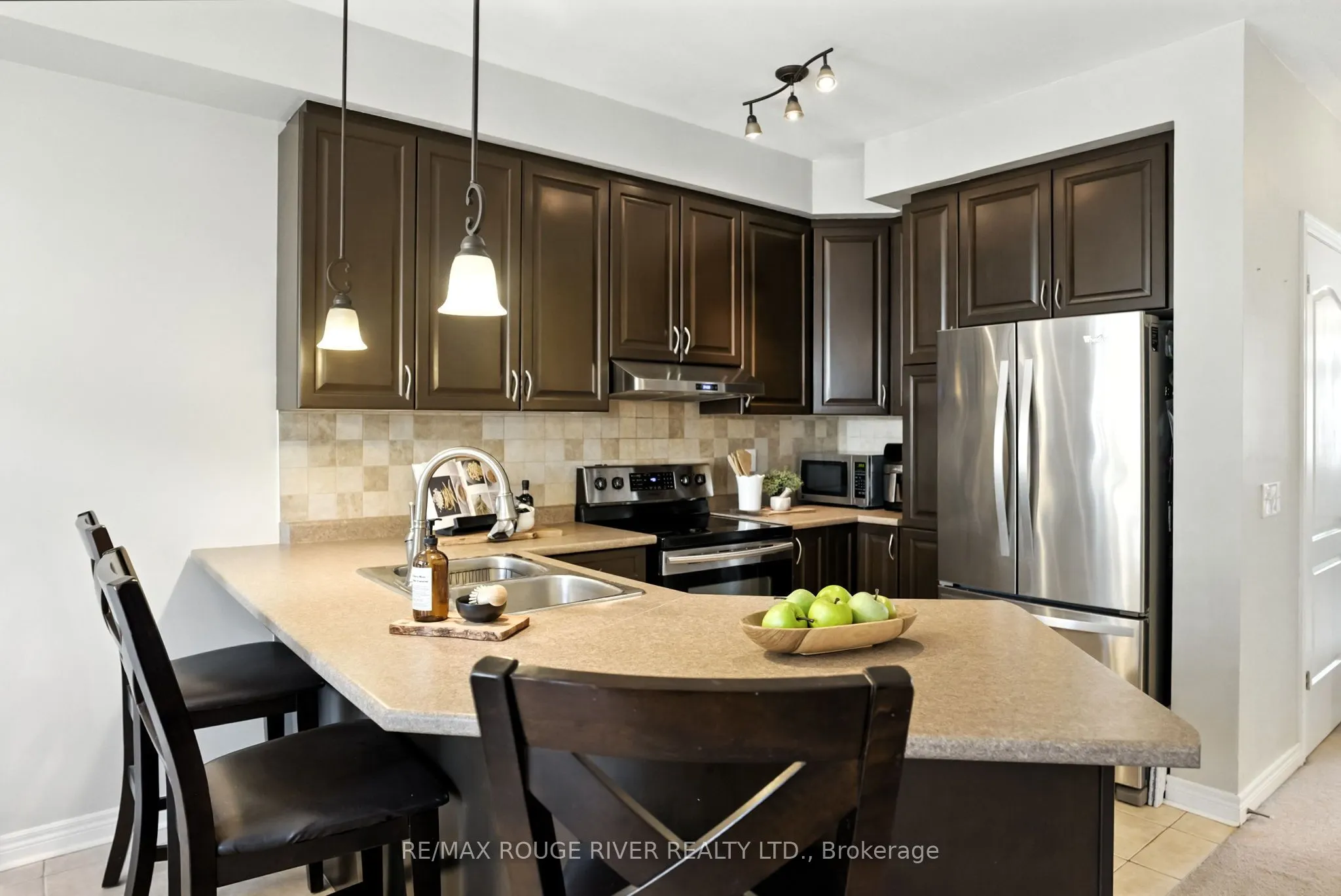 47 James Govan Drive