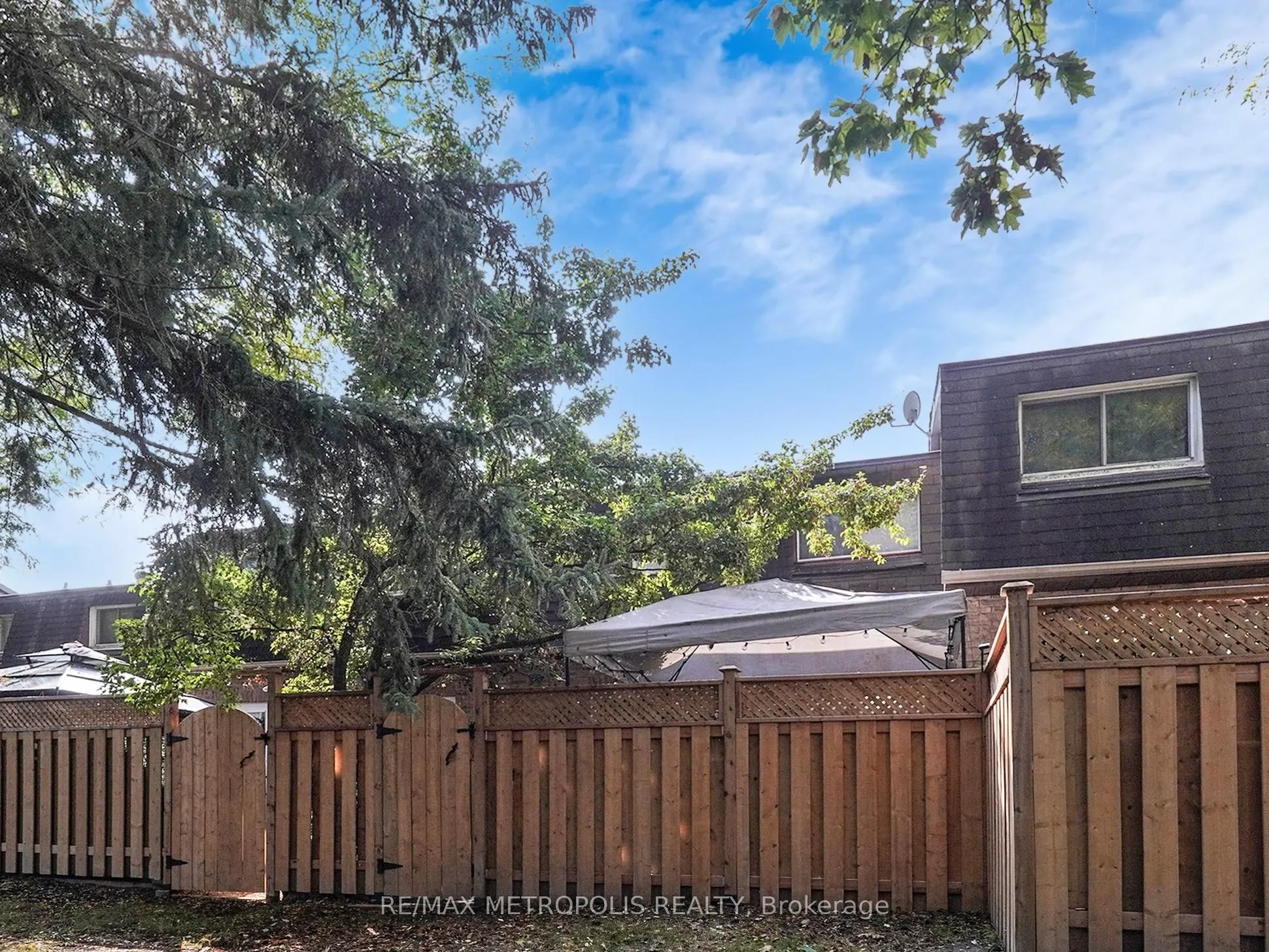 44 Willows Lane, #4040