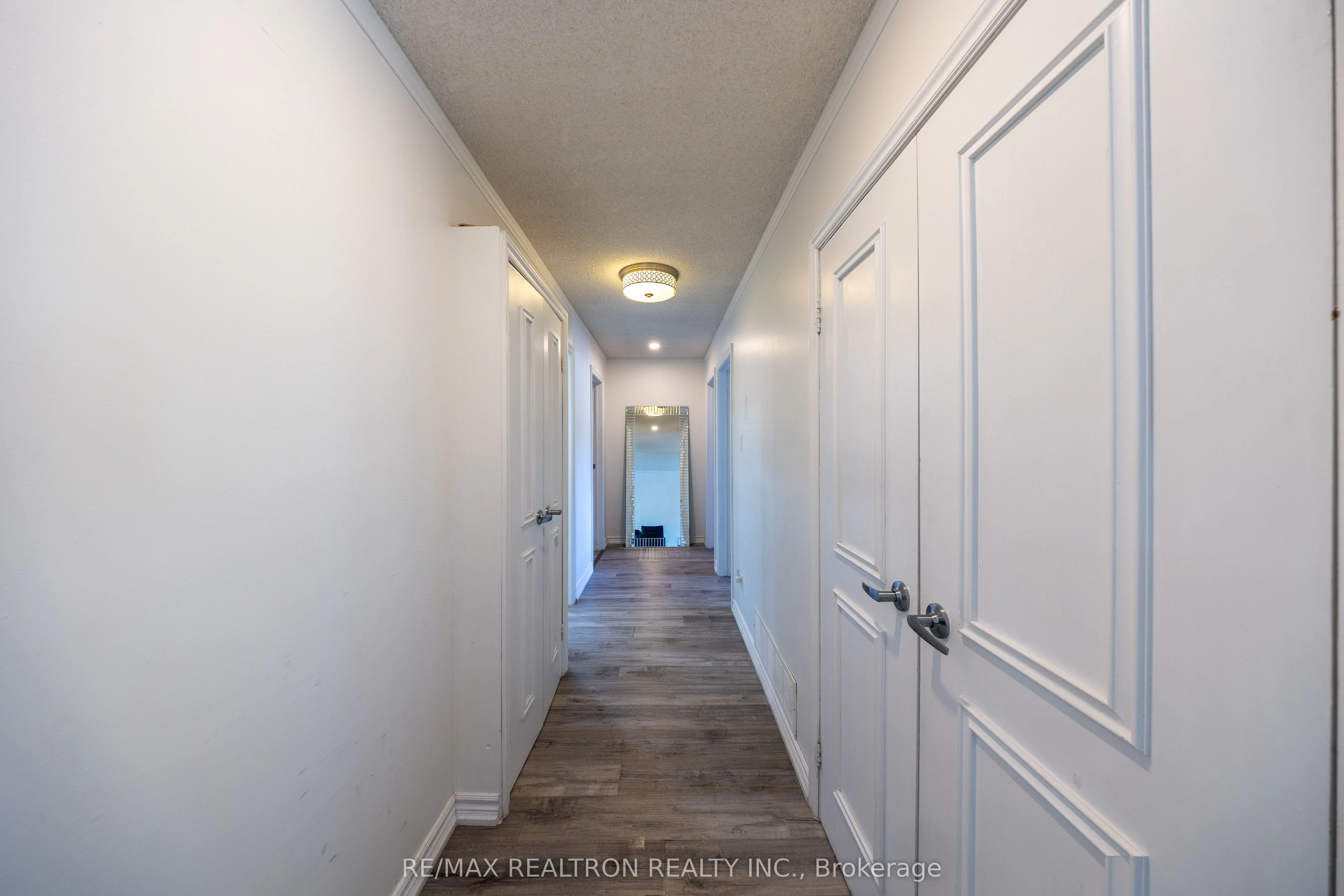 105 White Heather Boulevard, #Main