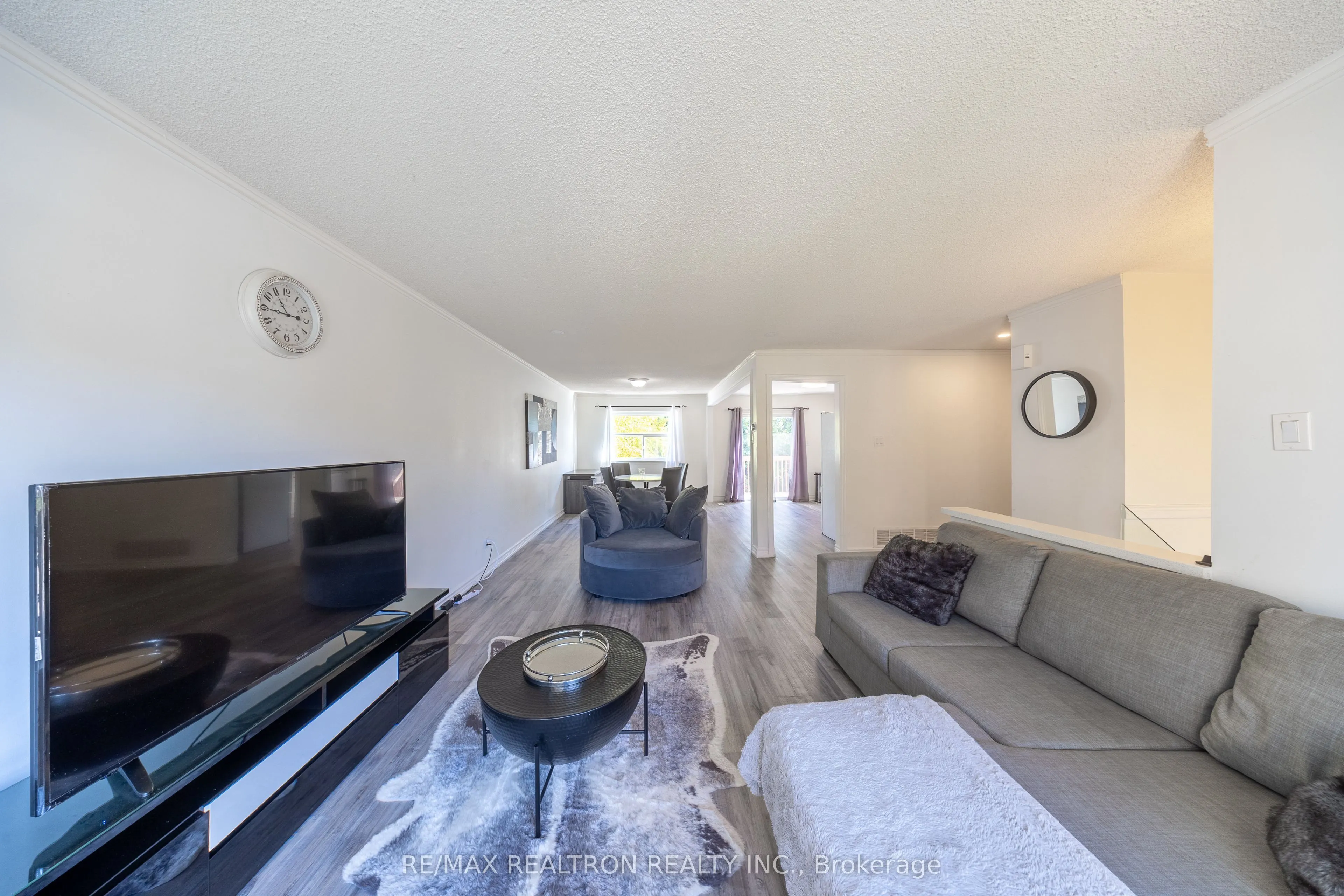 105 White Heather Boulevard, #Main