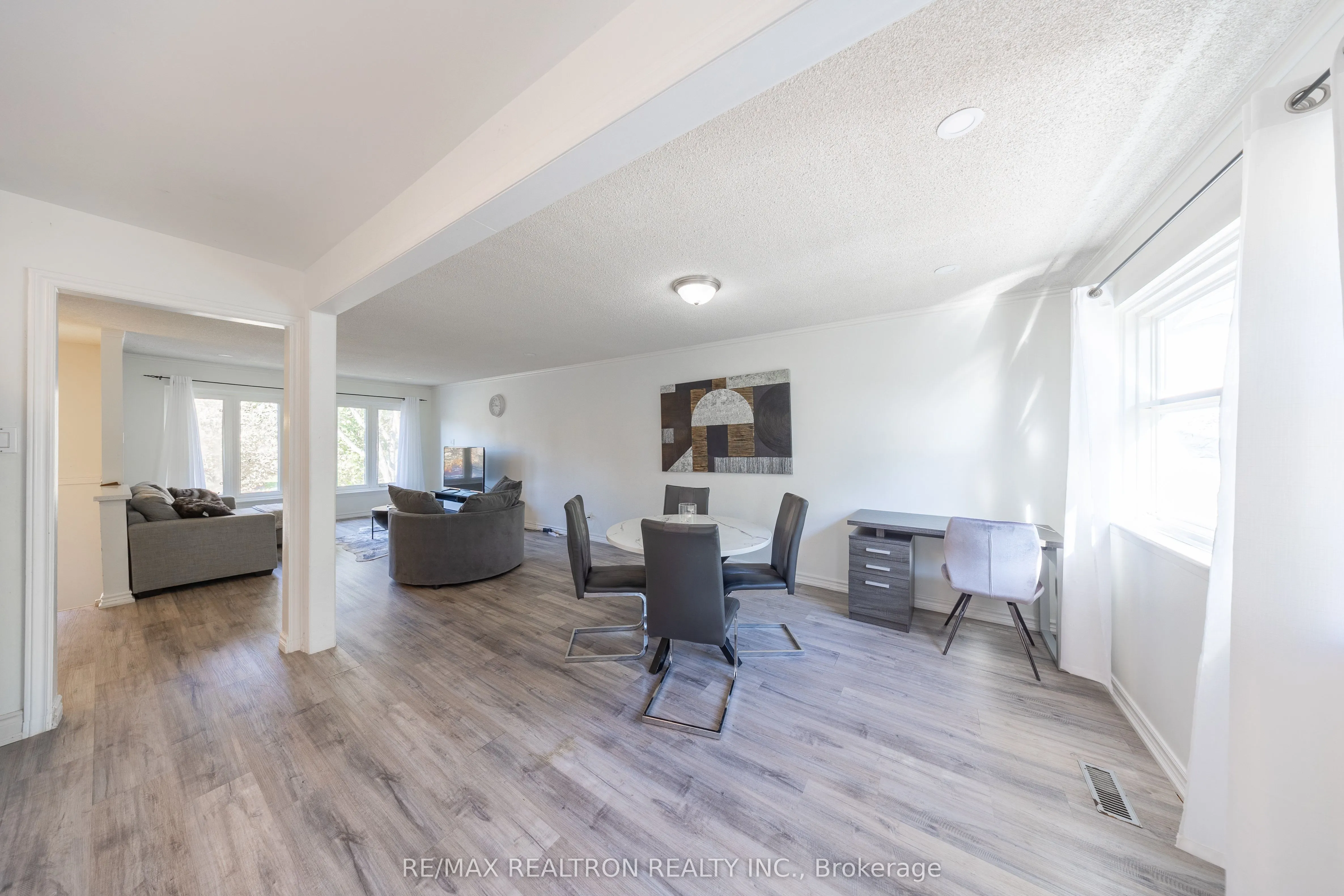 105 White Heather Boulevard, #Main