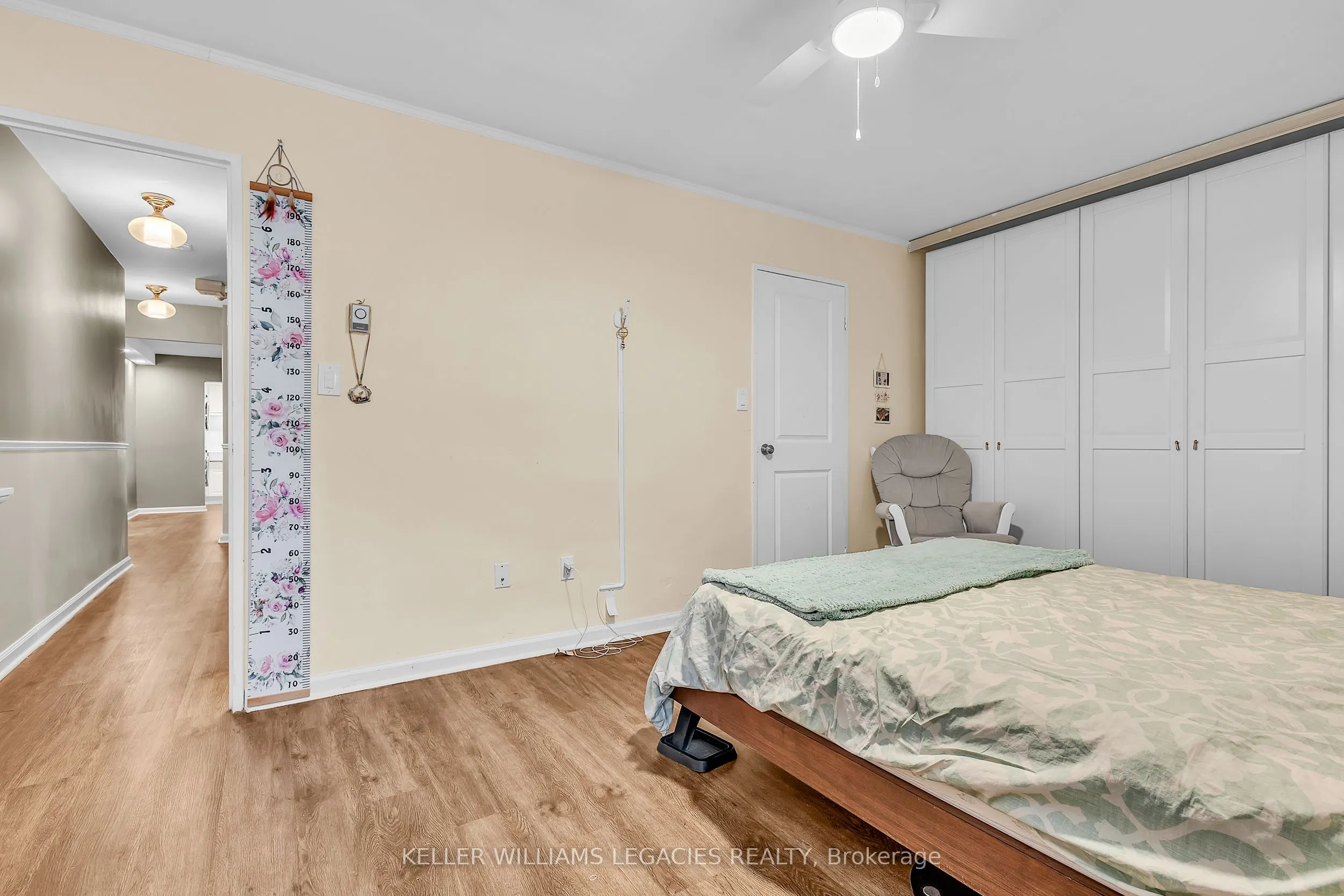 1 Massey Square, #2001