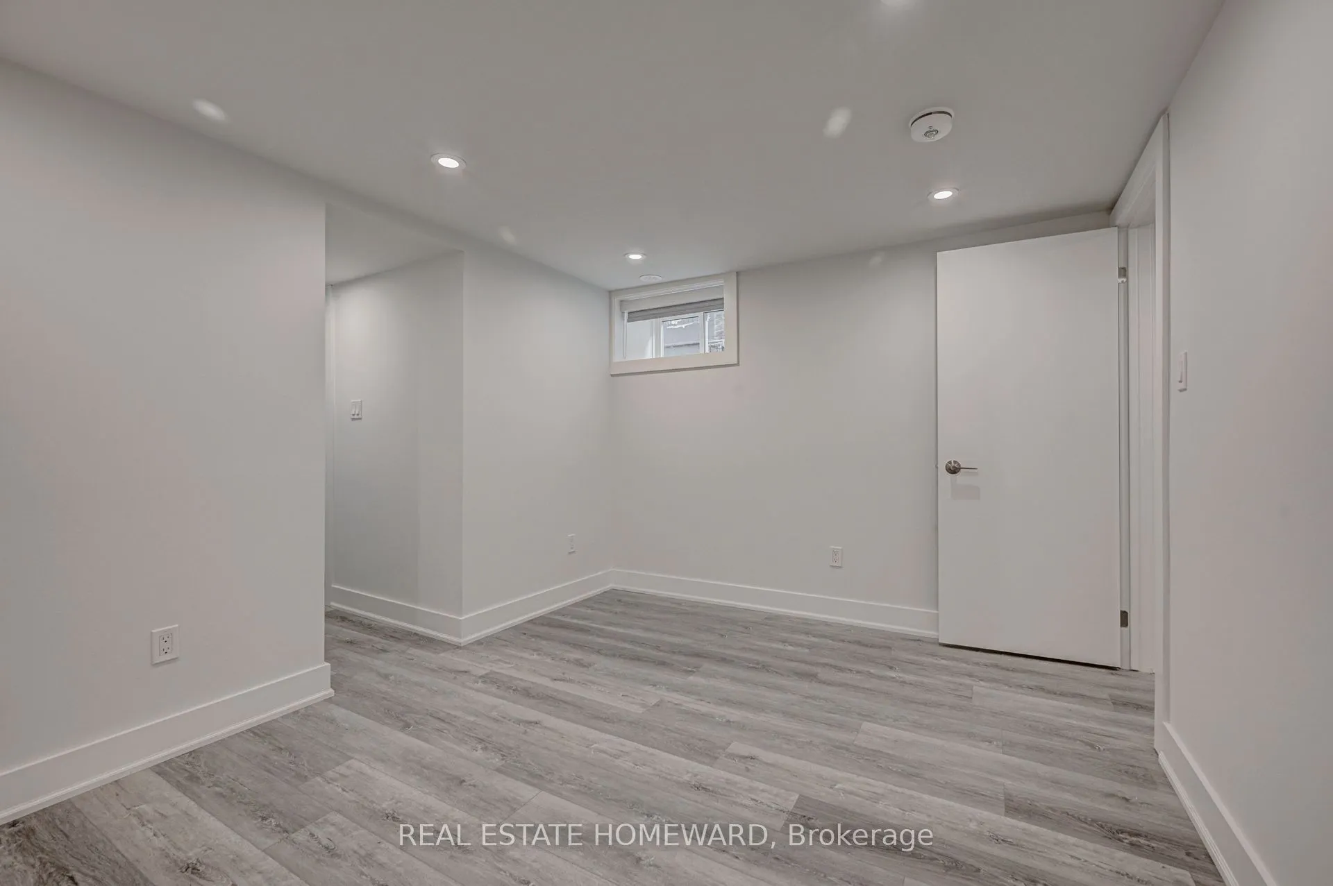 40 Dewhurst Boulevard, #B