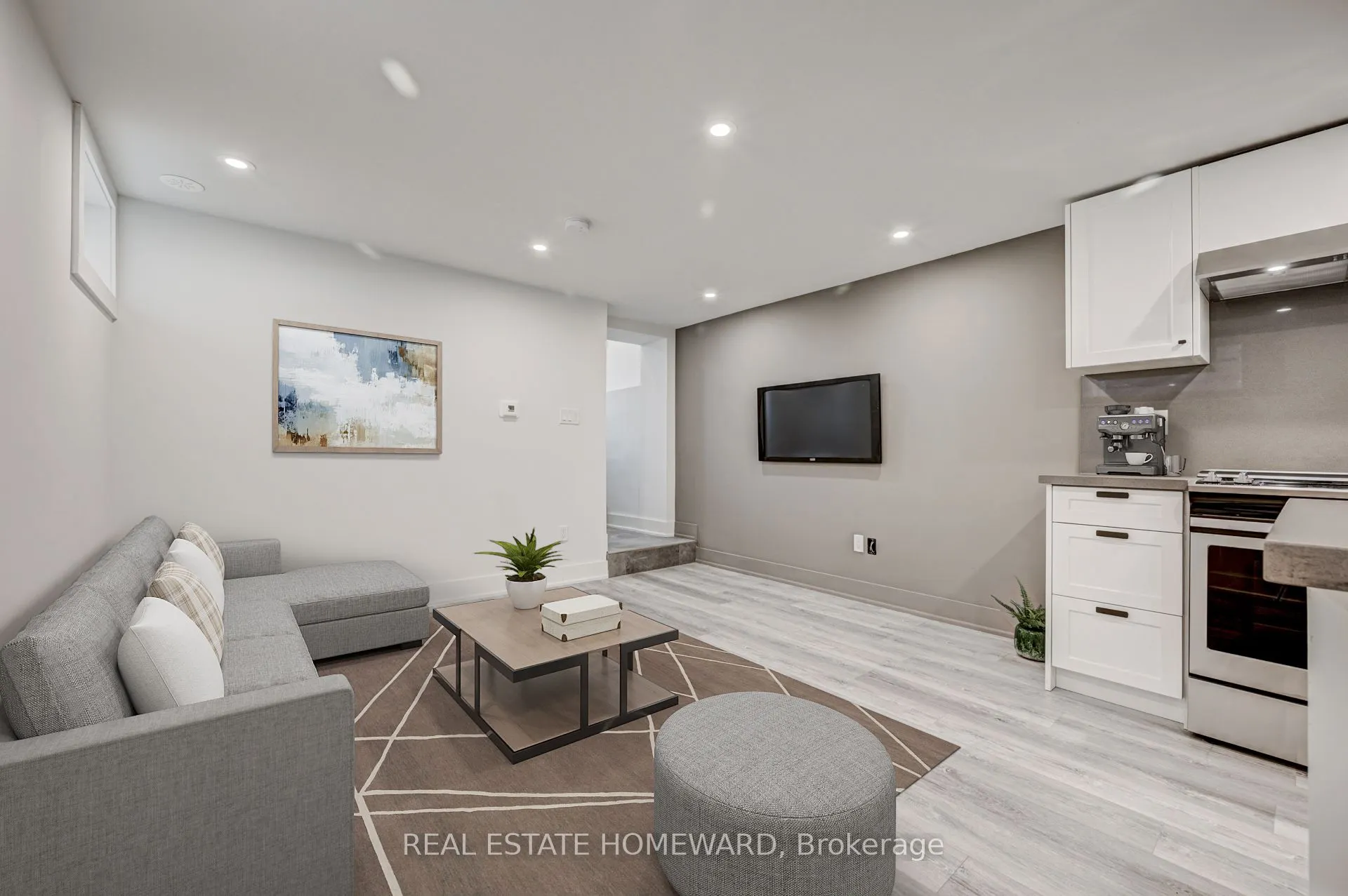 40 Dewhurst Boulevard, #B