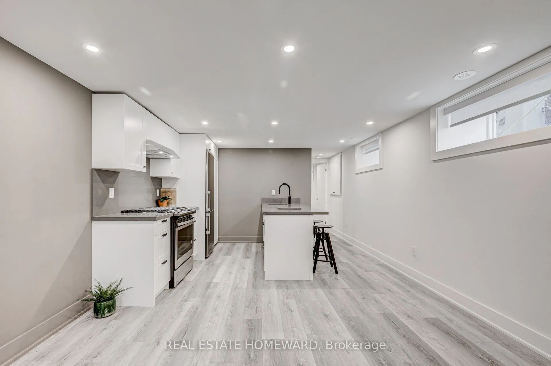 40 Dewhurst Boulevard, #B