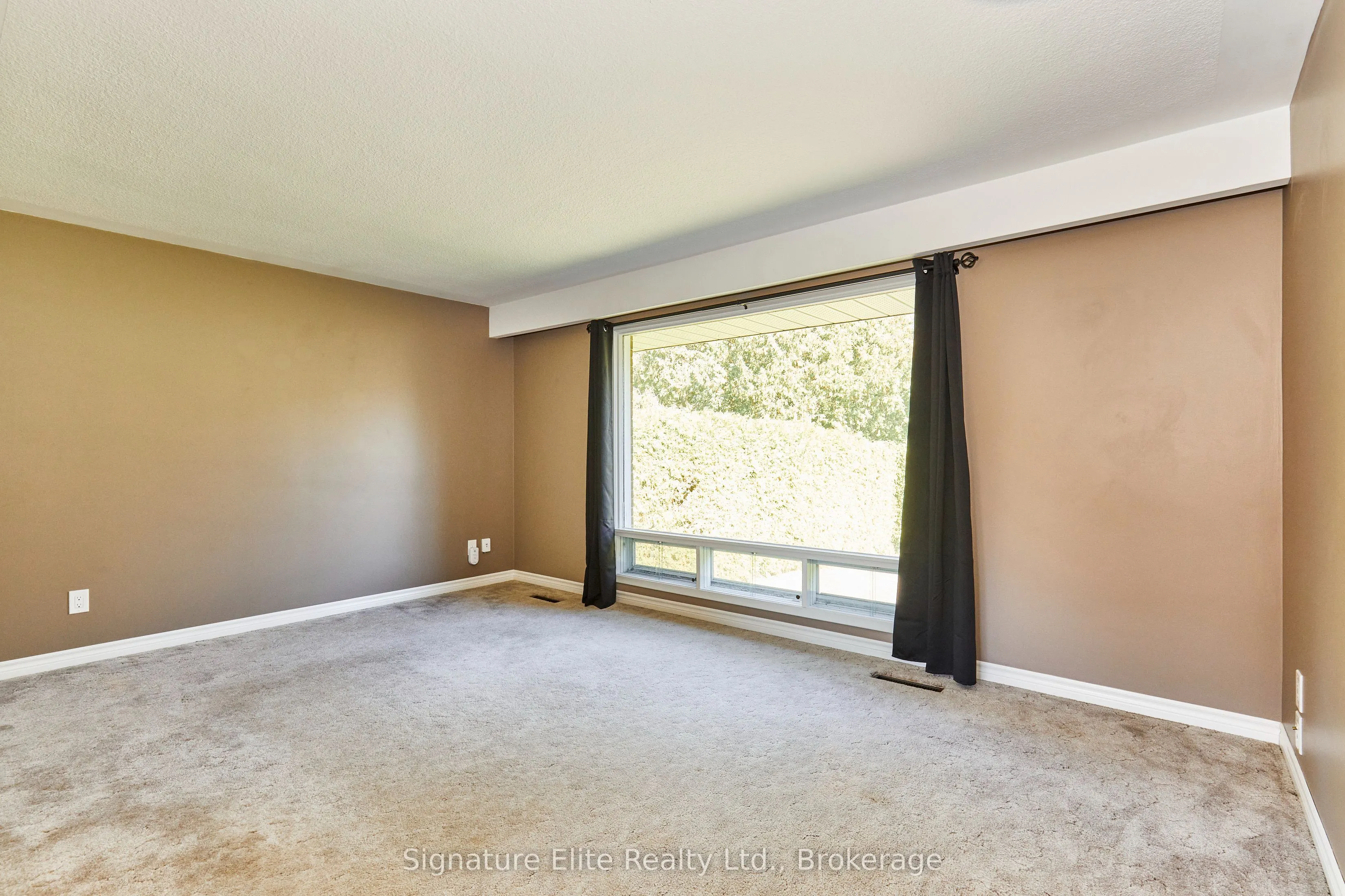 155 Laurel Court, #Main