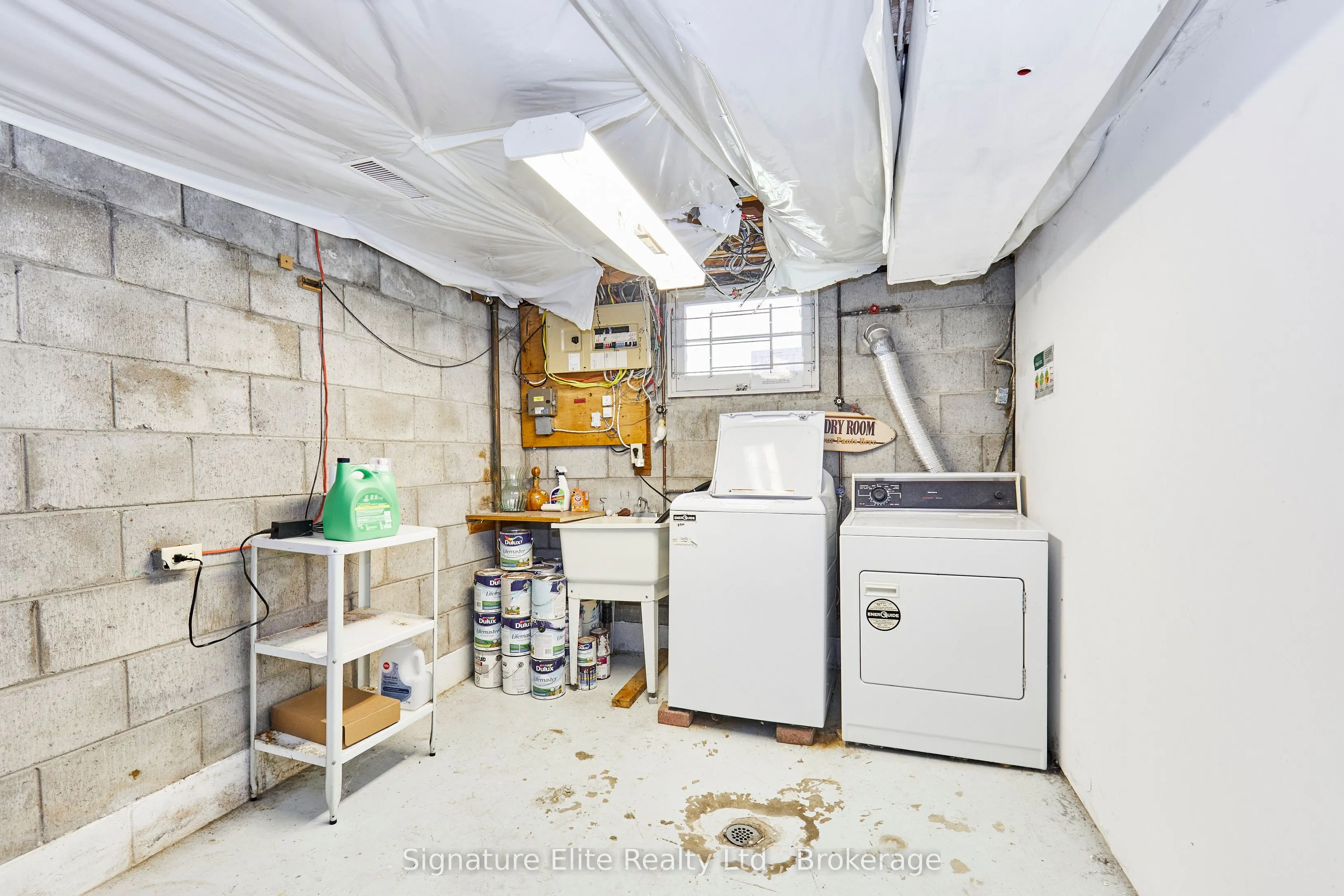 155 Laurel Court, #Main