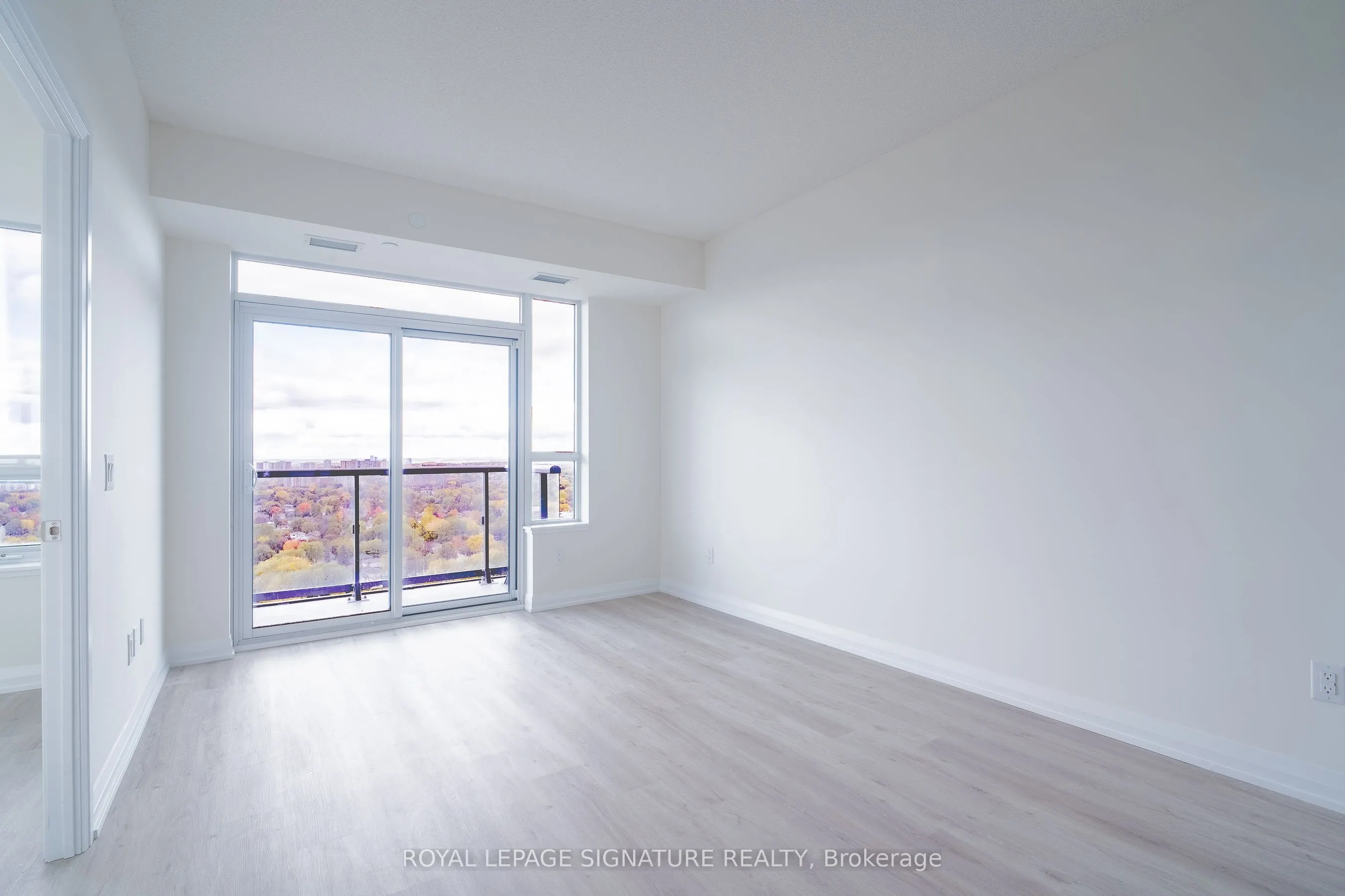 3260 Sheppard Avenue E, #2303