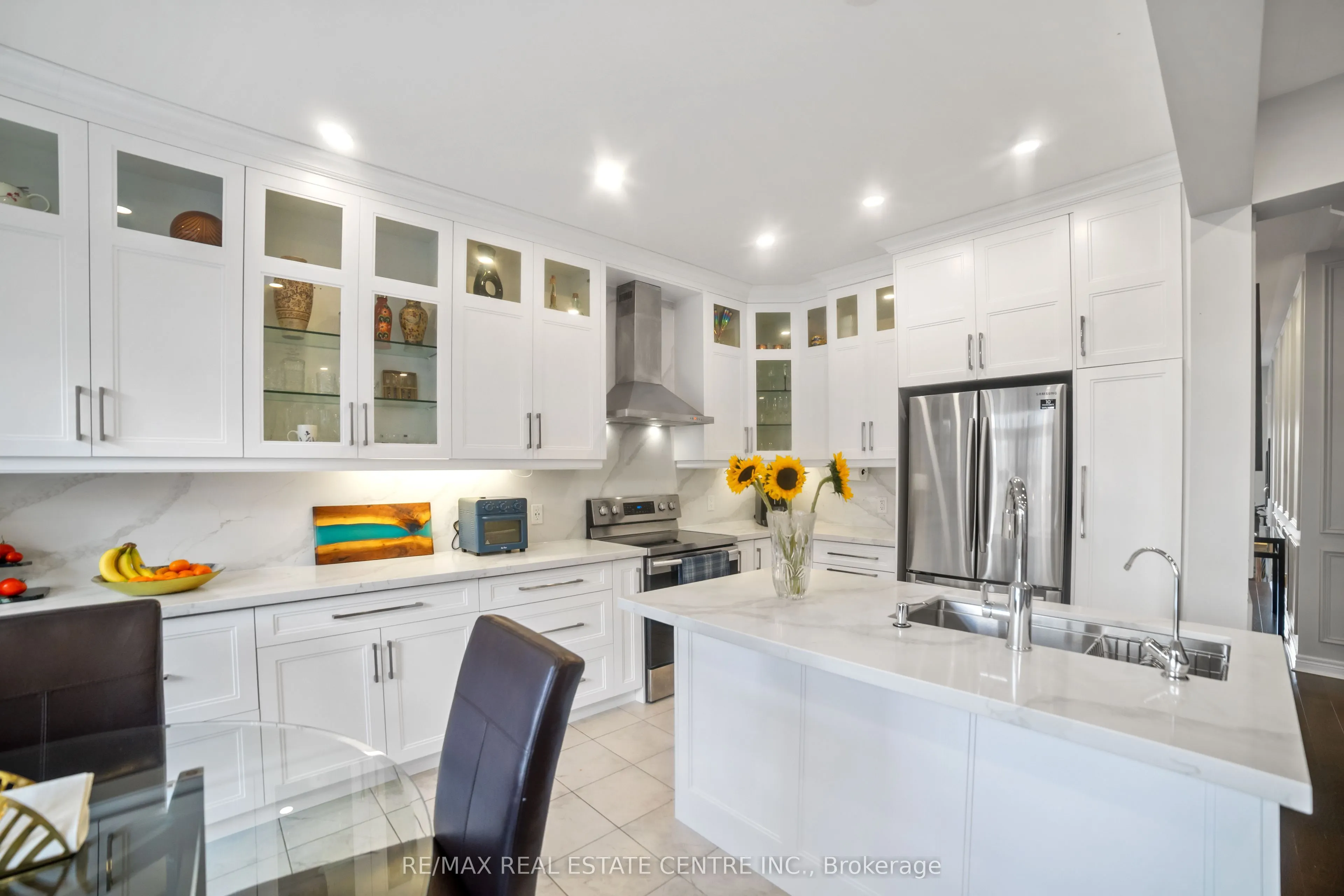 1106 Cactus Crescent