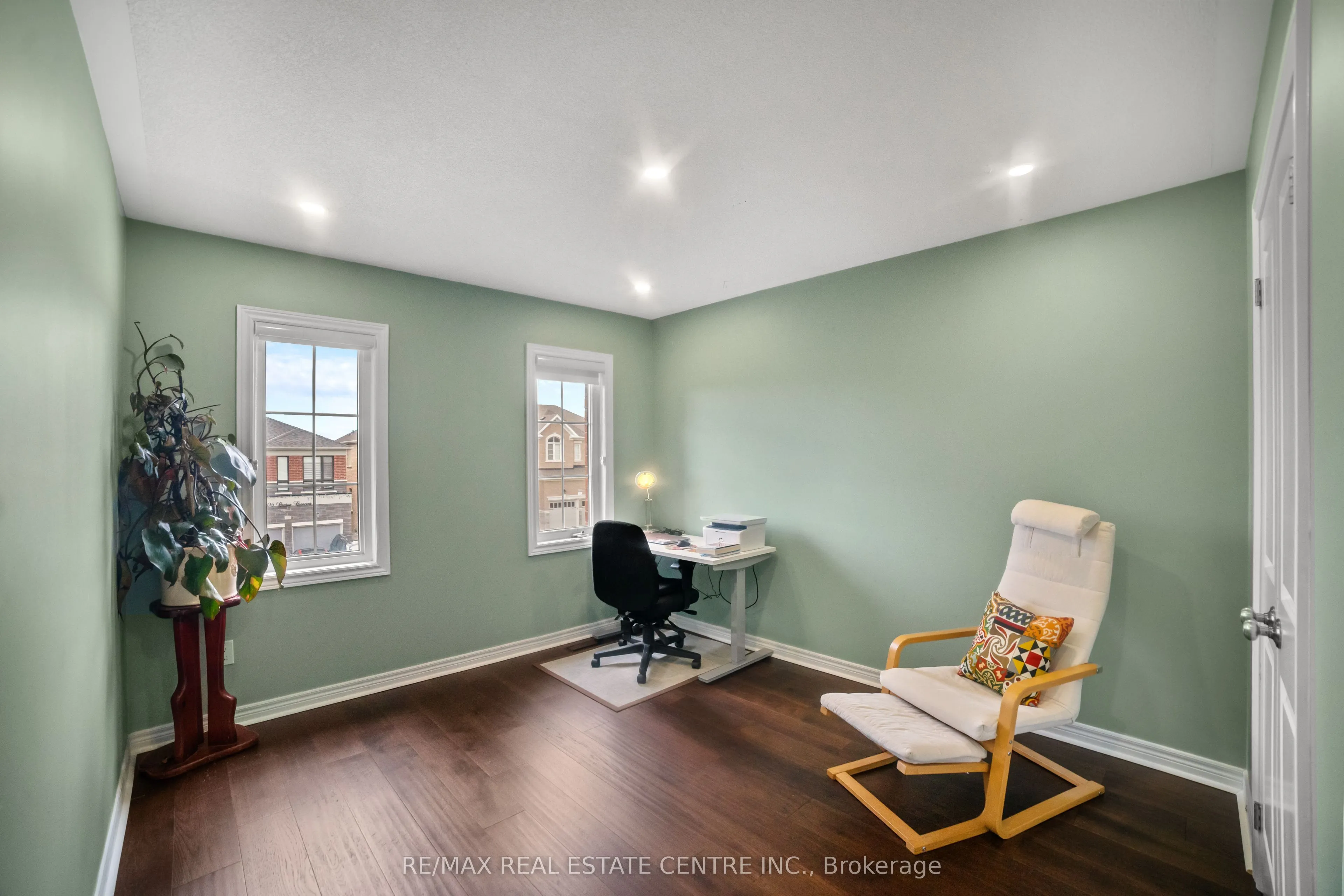 1106 Cactus Crescent